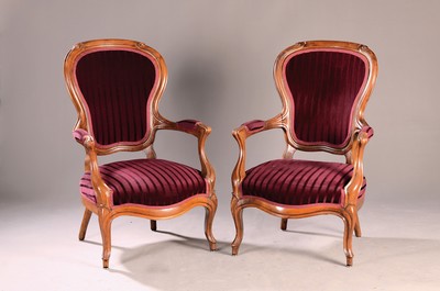 Image Pair of armchairs, Louis-Philippe, around 1860, solid walnut, upholstered and covered, on ...