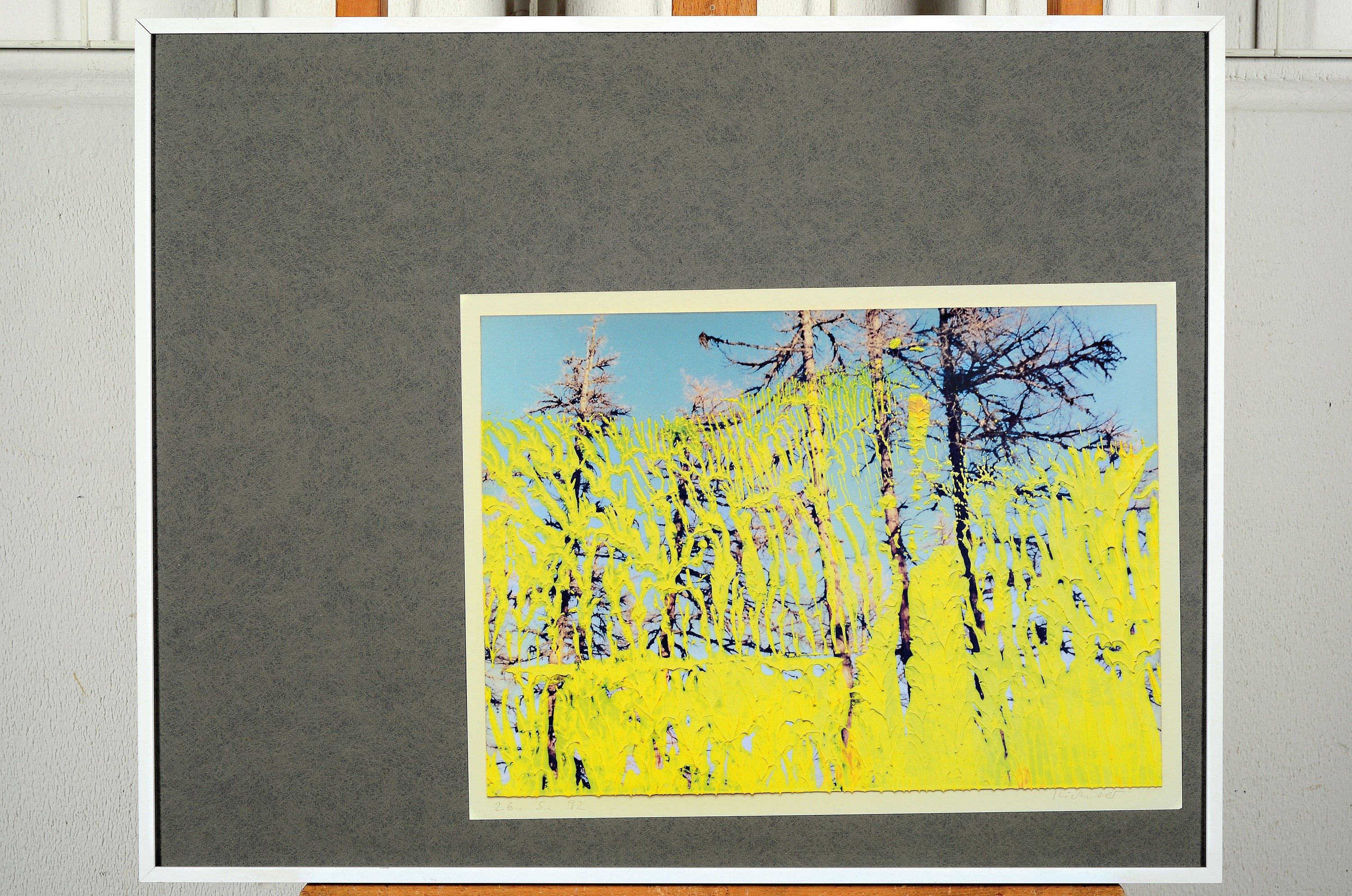 Detail k: Gerhard Richter, geb. 1932, Offset-Lithografie, dat. 2605.92, unter Glas gerahmt, Motiv ca. 31,5 x 42 cm, gesamt ca. 64 x 51 cm