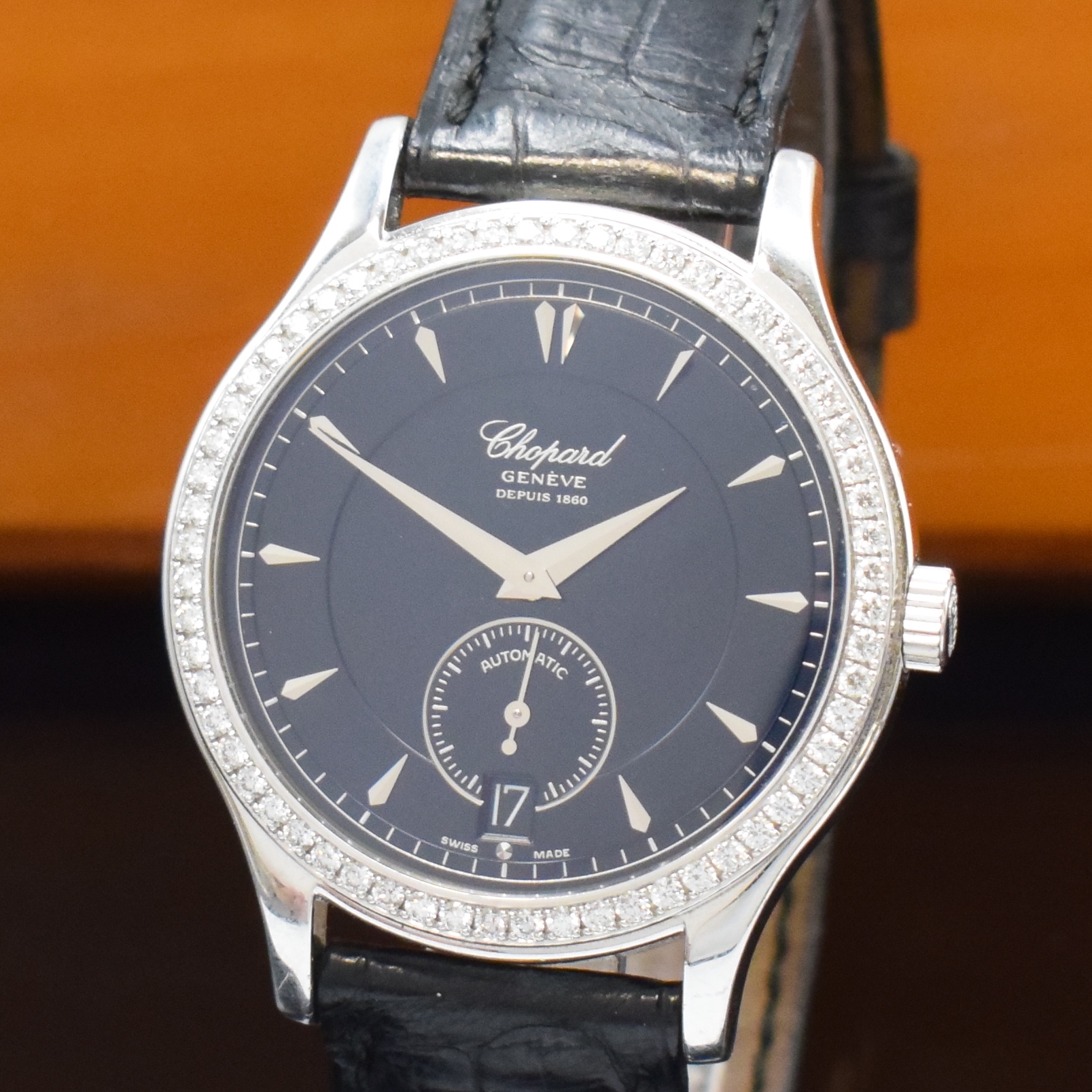 Detail a: CHOPARD L.U.C auf 1860 Stück limitierte Armbanduhr mit Diamanten in WG 750/000 Referenz 17/1860, Schweiz um 2005, Automatik, beids. vergl. Geh., ...