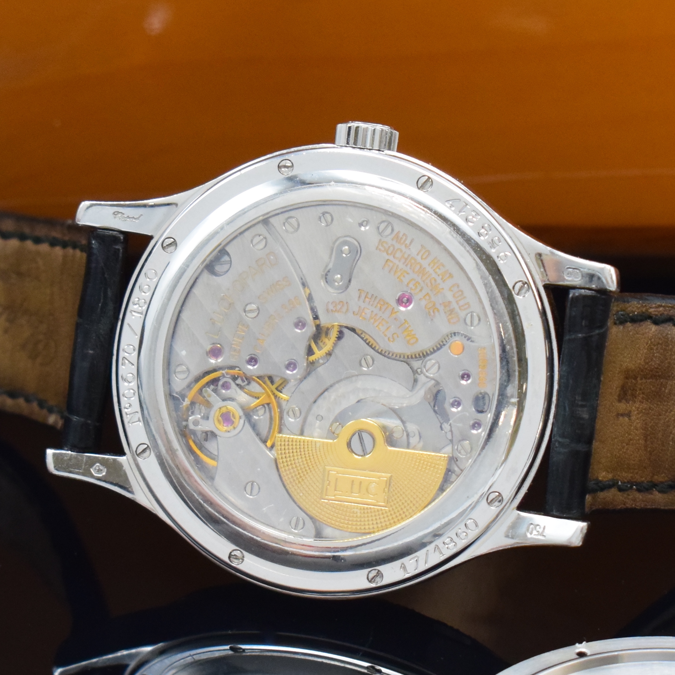 Detail e: CHOPARD L.U.C auf 1860 Stück limitierte Armbanduhr mit Diamanten in WG 750/000 Referenz 17/1860, Schweiz um 2005, Automatik, beids. vergl. Geh., ...