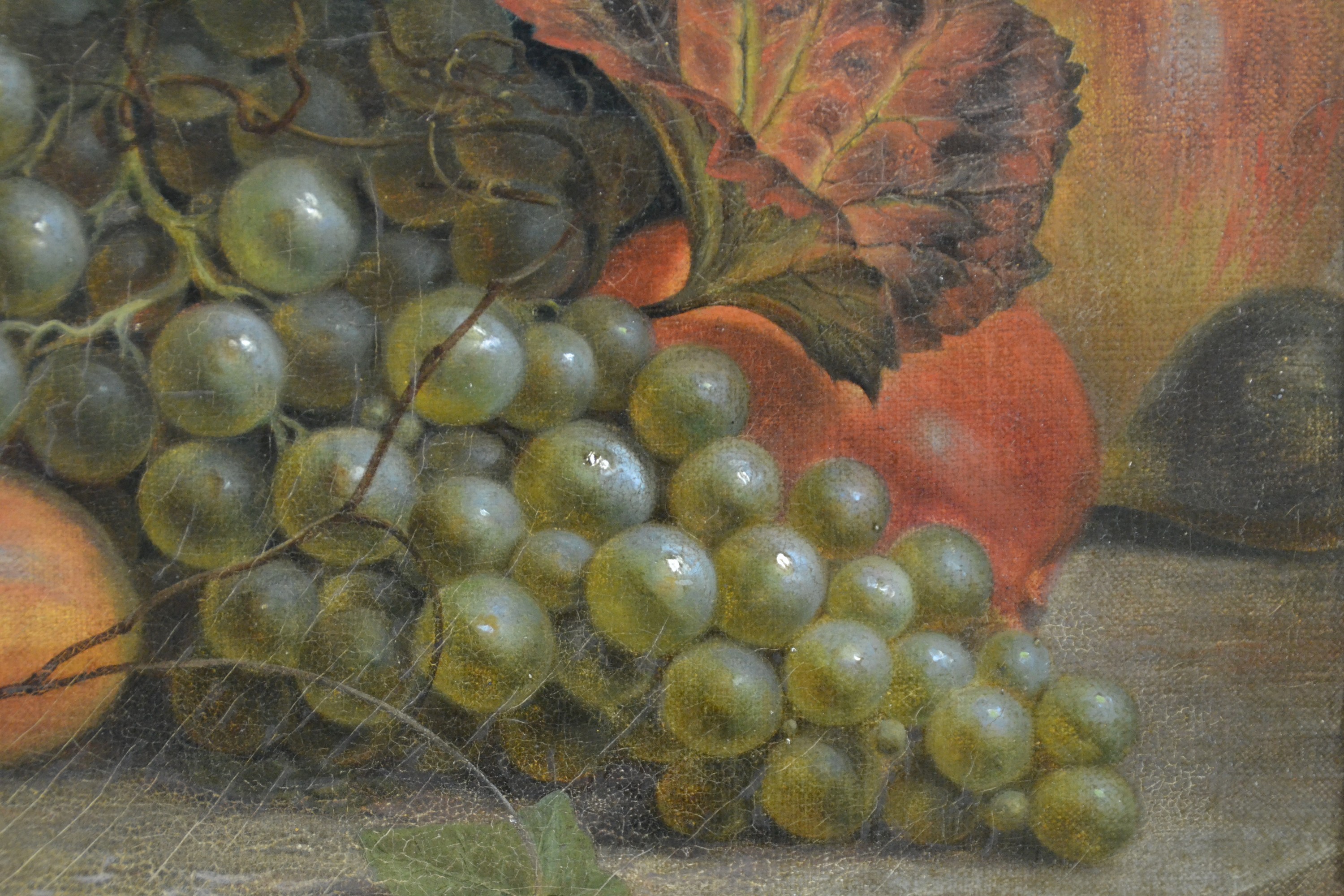 Detail g: Unbekannter Künstler des 18.Jh., Früchte- und Blumenstillleben, Vielfalt an Blüten, Obst und Insekten, fragmentarische Reste einer Signatur, ...
