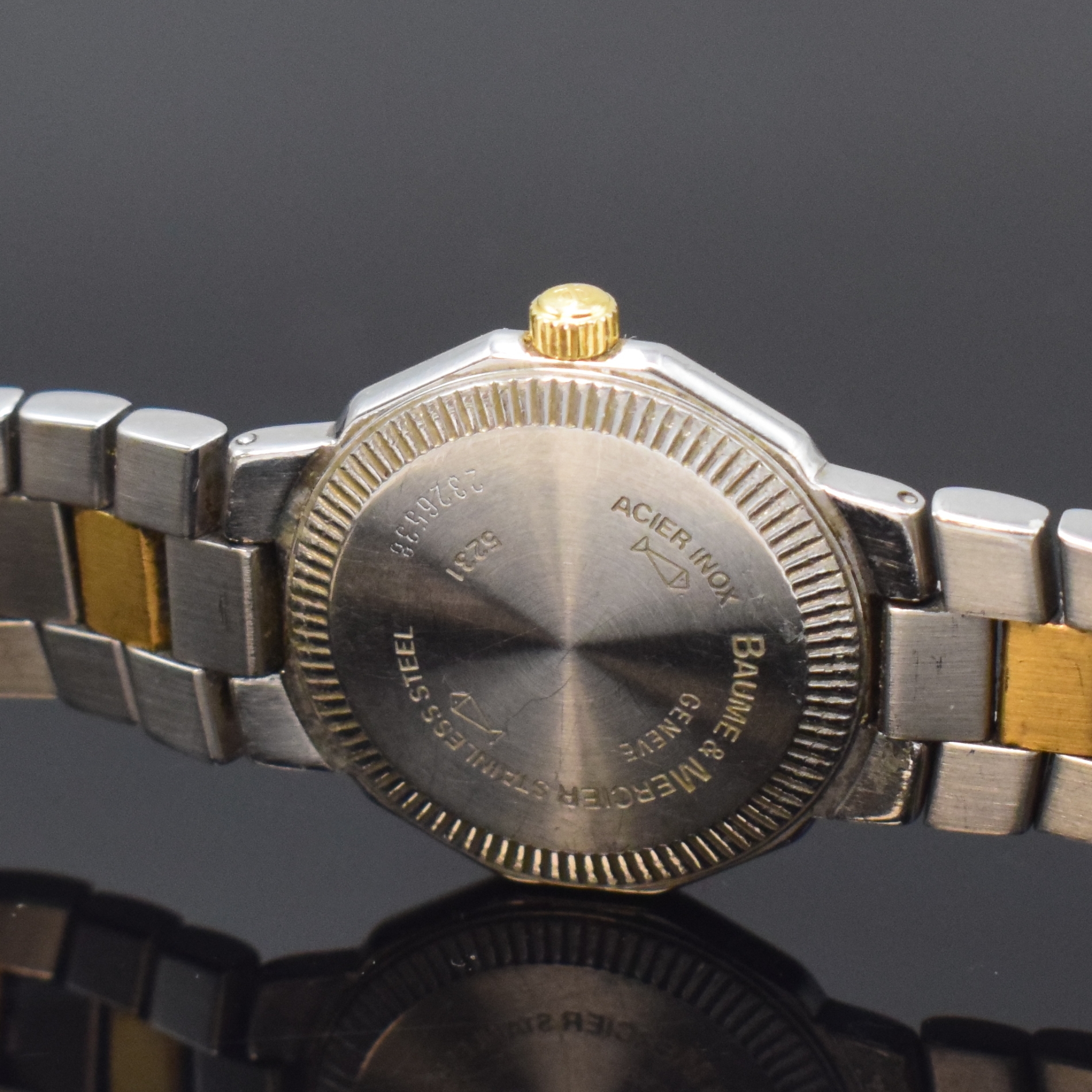 Detail d: BAUME & MERCIER Riviera Damenarmbanduhr in Stahl/Gold Referenz 5231, Schweiz um 1990, quarz, Gliederband m. Faltschl., Boden geschr., weisses ...