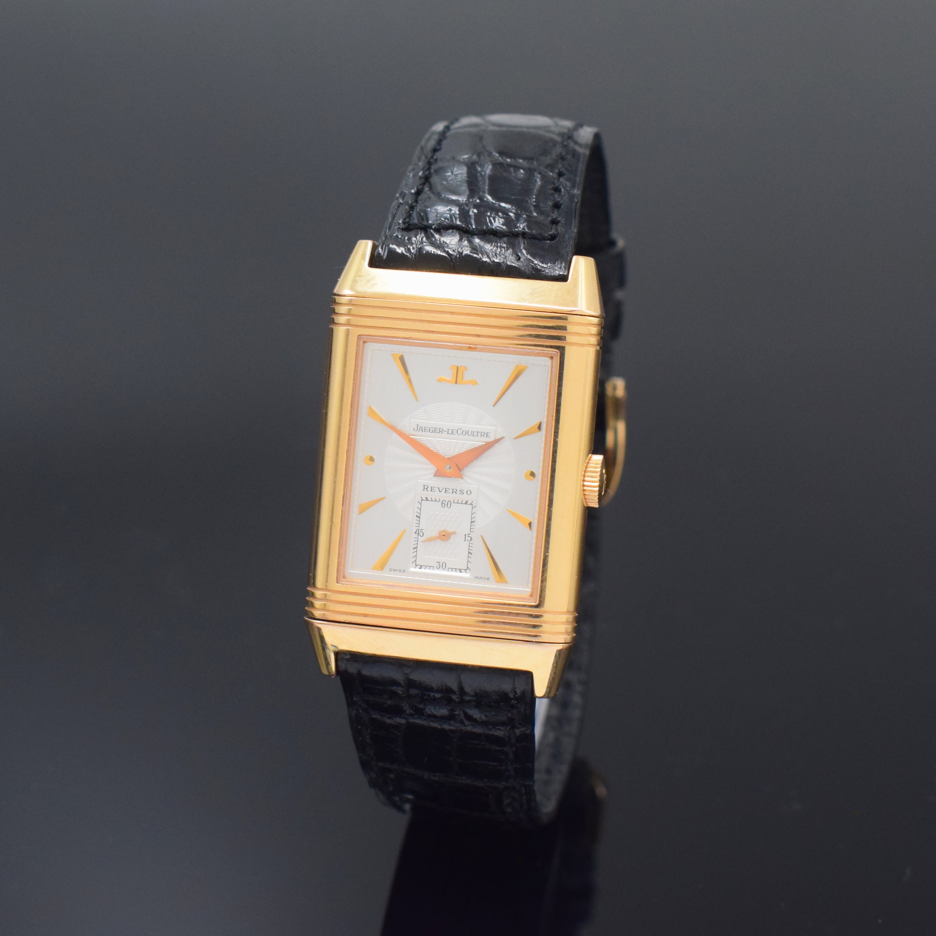 Jaeger-LeCoultre Reverso Art Deco Referenz 270.2.62 in RG 750/000, Schweiz um 1995, Handaufzug, um 180 Grad drehb. Wendegeh. beids. vergl., orig. ...