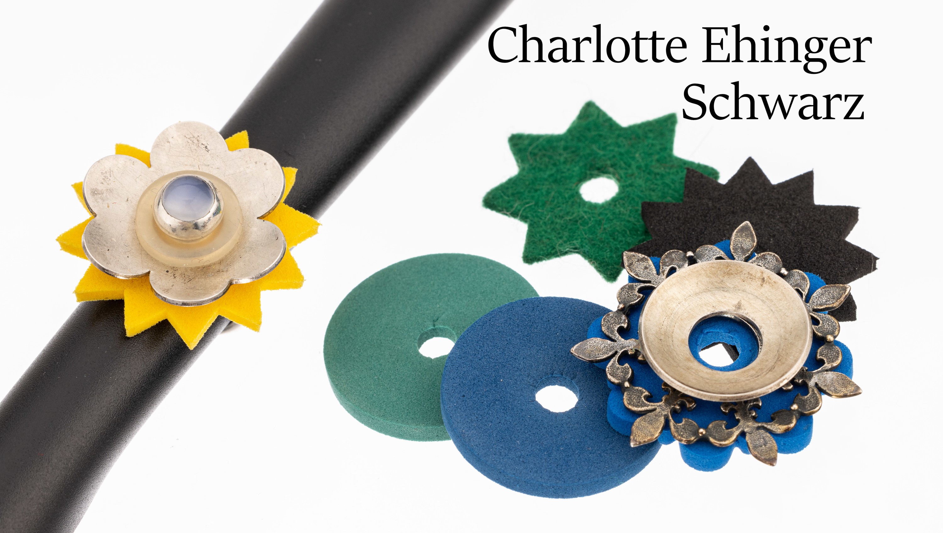 CHARLOTTE EHINGER SCHWARZ Wechselring, 925er Silber, außergewöhnlich, mittig Glascabochon blau foliert, Ringkopf wechselbar, 1 x blütenf., 1 x ...