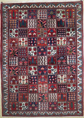 Image Bakhtiar, Persia, mid-20th century, wool on cotton, approx. 315 x 230 cm, condition: 2. ...