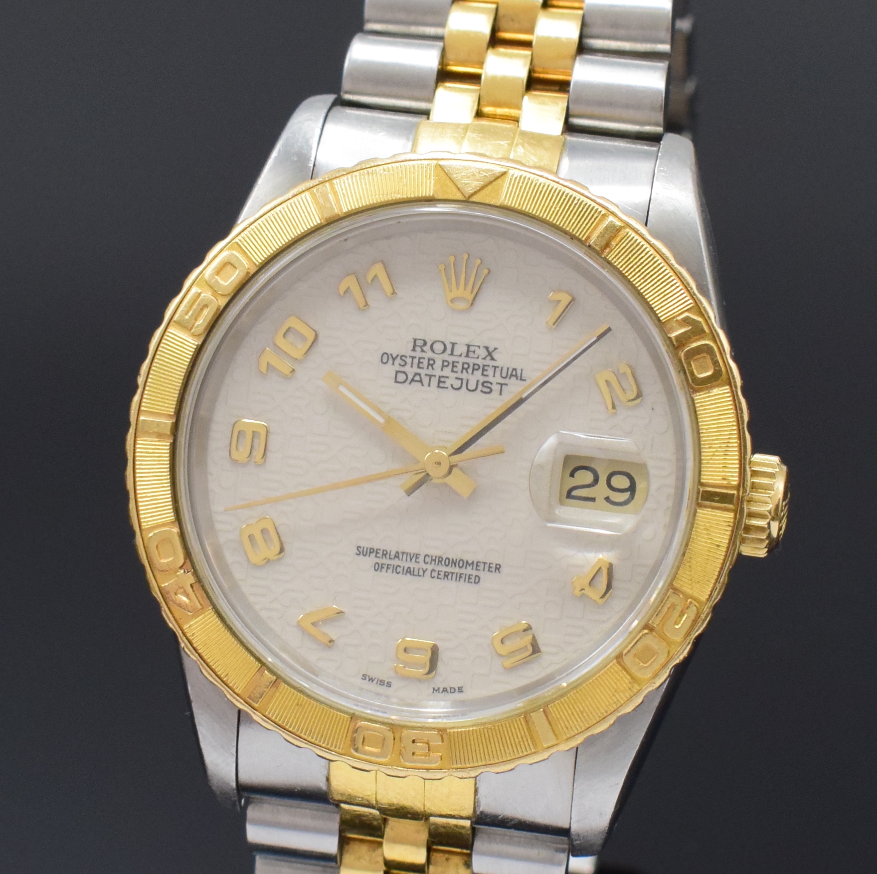 Detail a: ROLEX Oyster Perpetual Datejust Turn-O-Graph Herrenarmbanduhr in Stahl/Gold Referenz 16263, Schweiz um 1989, Automatik, Chronometer der Superlative ...