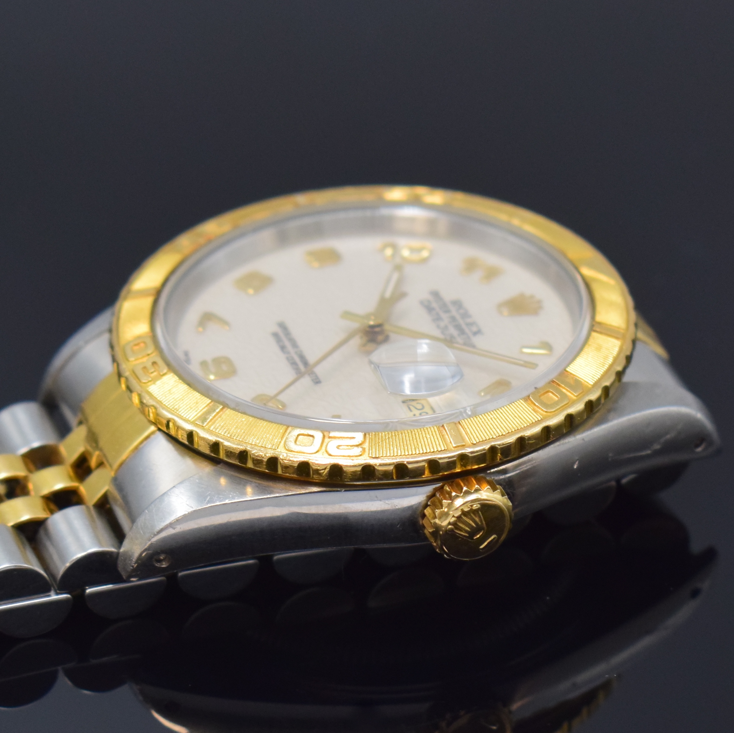 Detail c: ROLEX Oyster Perpetual Datejust Turn-O-Graph Herrenarmbanduhr in Stahl/Gold Referenz 16263, Schweiz um 1989, Automatik, Chronometer der Superlative ...