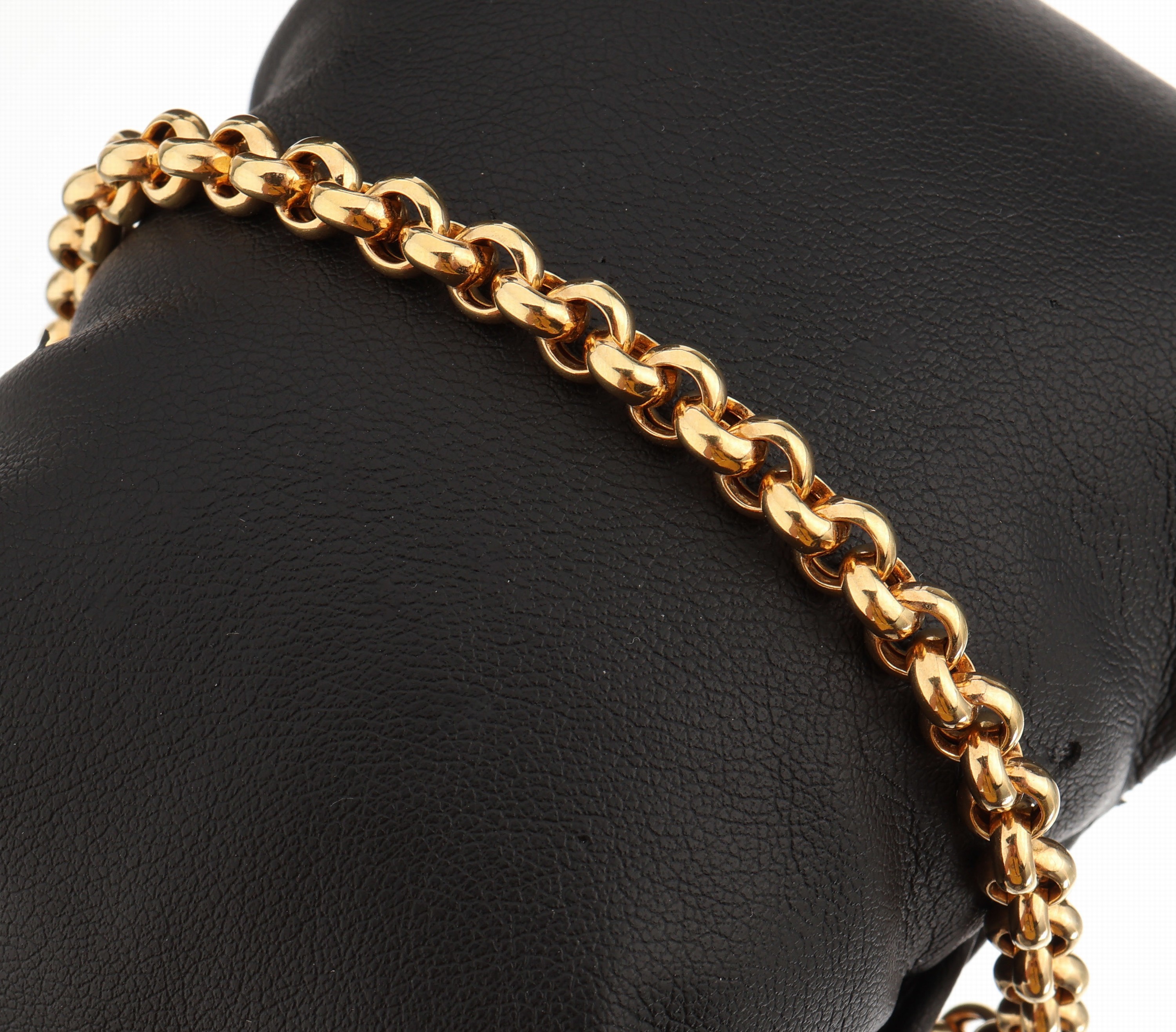 14 kt Gold Saphir-Armband, GG 585/000, Erbskette, Zierelement mit 2 kl. Saphircabochons, L. ca. 18.5 cm, ca. 14.2 g