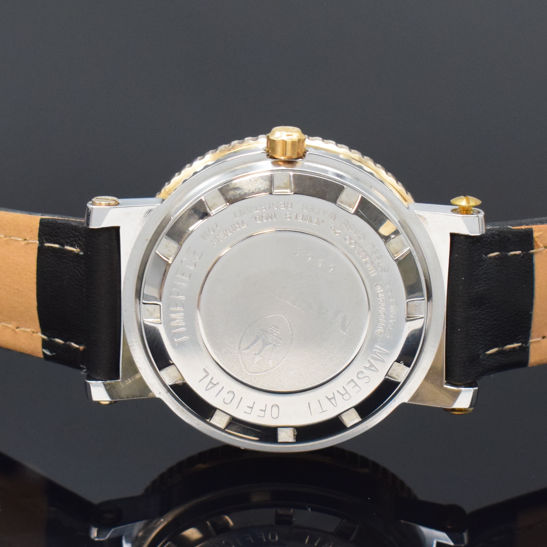 Detail d: MASERATI Trident Herrenarmbanduhr, Schweiz um 1995, Automatik, teils verg. Edelstahlgeh. inkl. neutr. Lederband m. orig. Schließe, Boden verschr., ...
