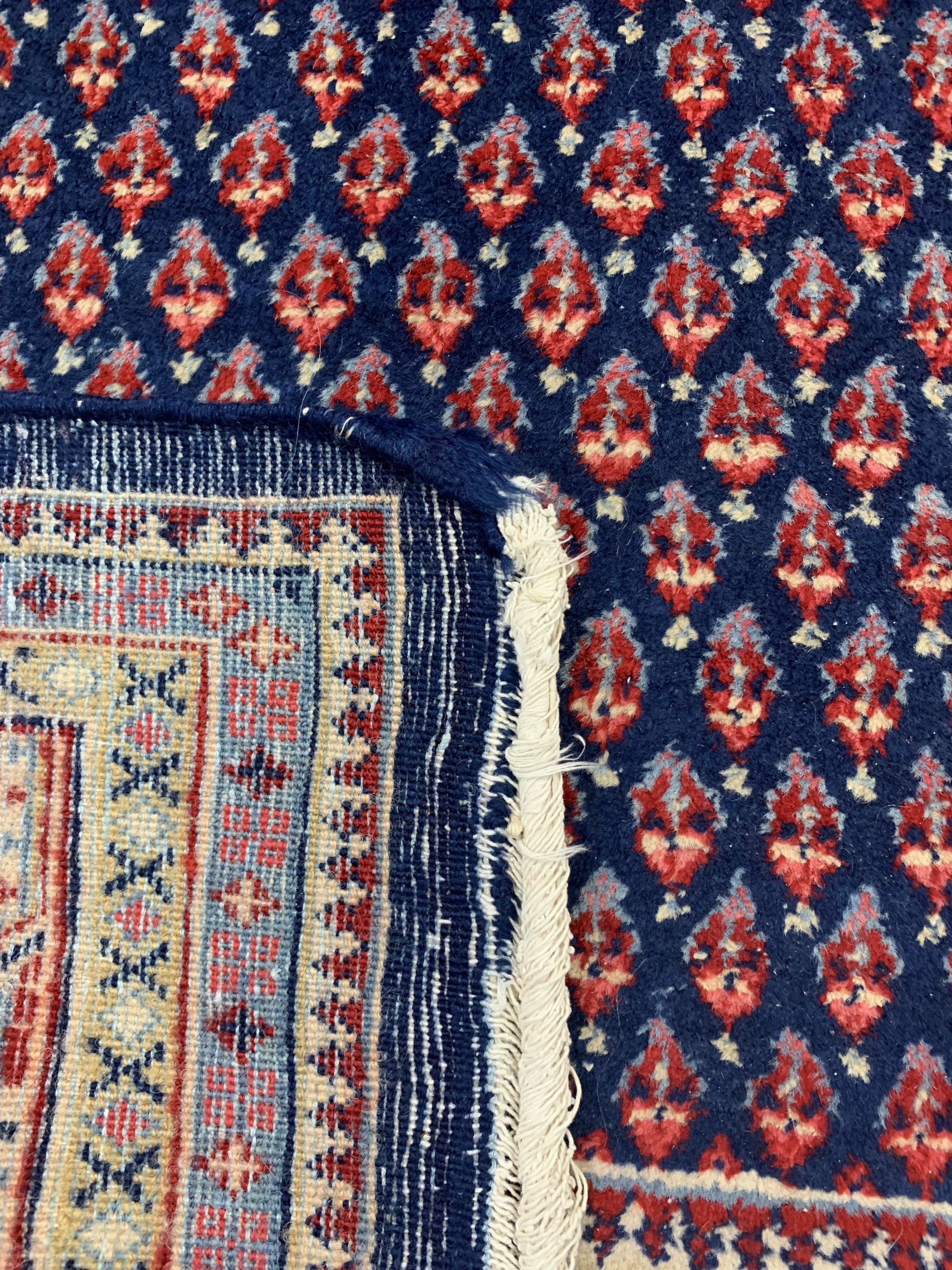 Detail d: Sarogh Mir, Persien, Mitte 20.Jhd, Wolle auf Baumwolle, ca. 245 x 168 cm, EHZ: 2