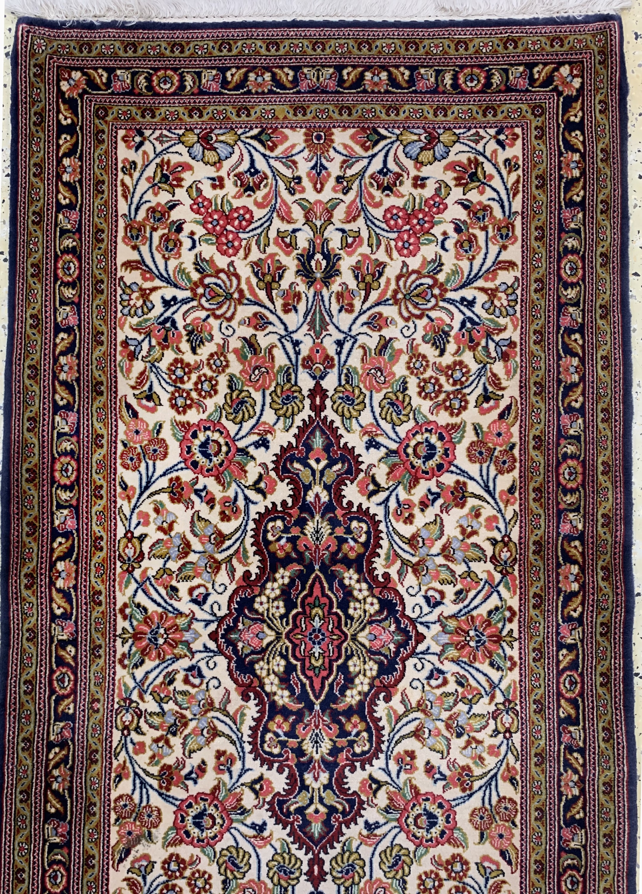 Detail a: Ghom Kork, Persien, Ende 20.Jhd, Korkwolle auf Baumwolle, ca. 290 x 81 cm, EHZ: 2