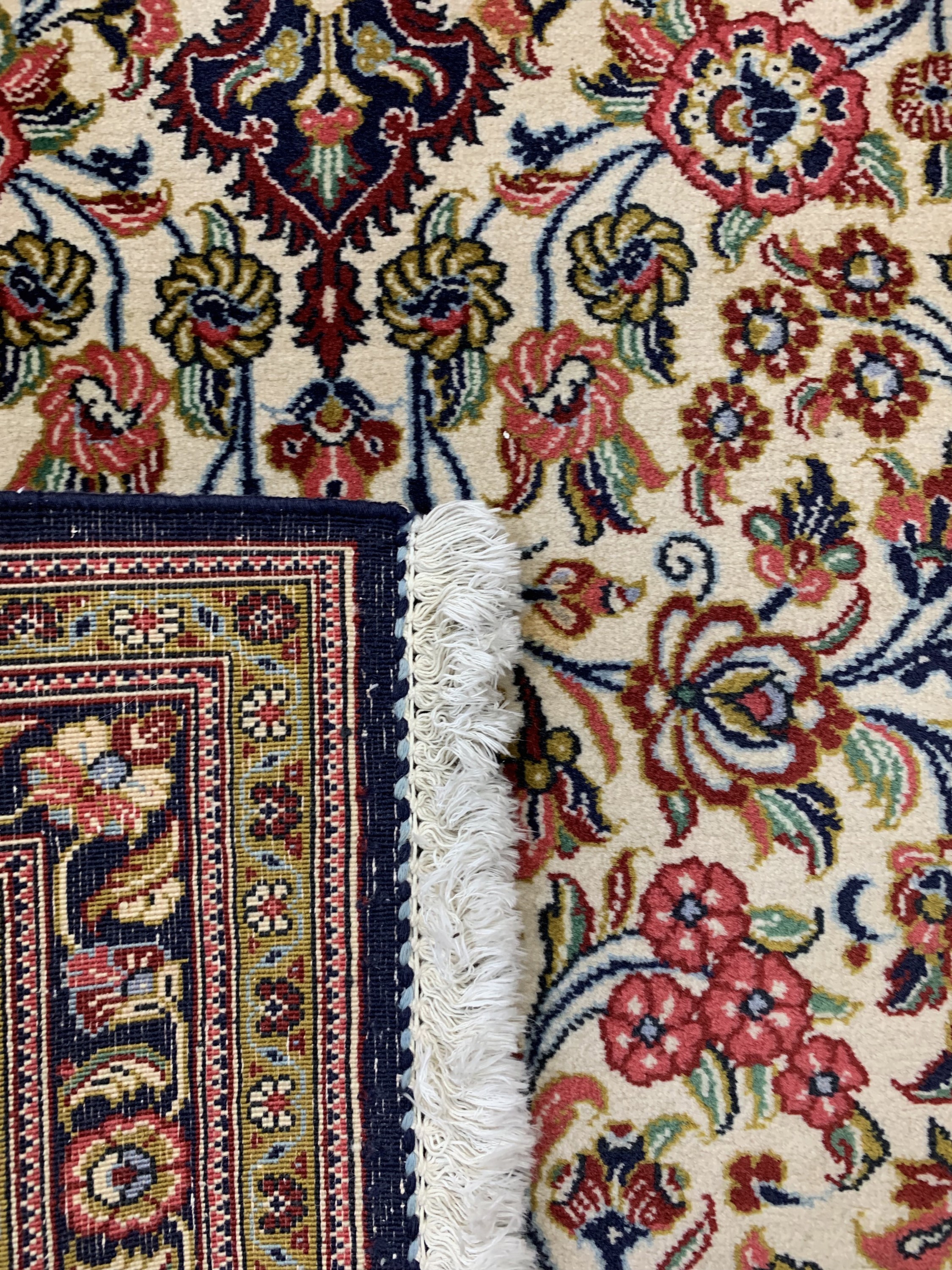 Detail d: Ghom Kork, Persien, Ende 20.Jhd, Korkwolle auf Baumwolle, ca. 290 x 81 cm, EHZ: 2