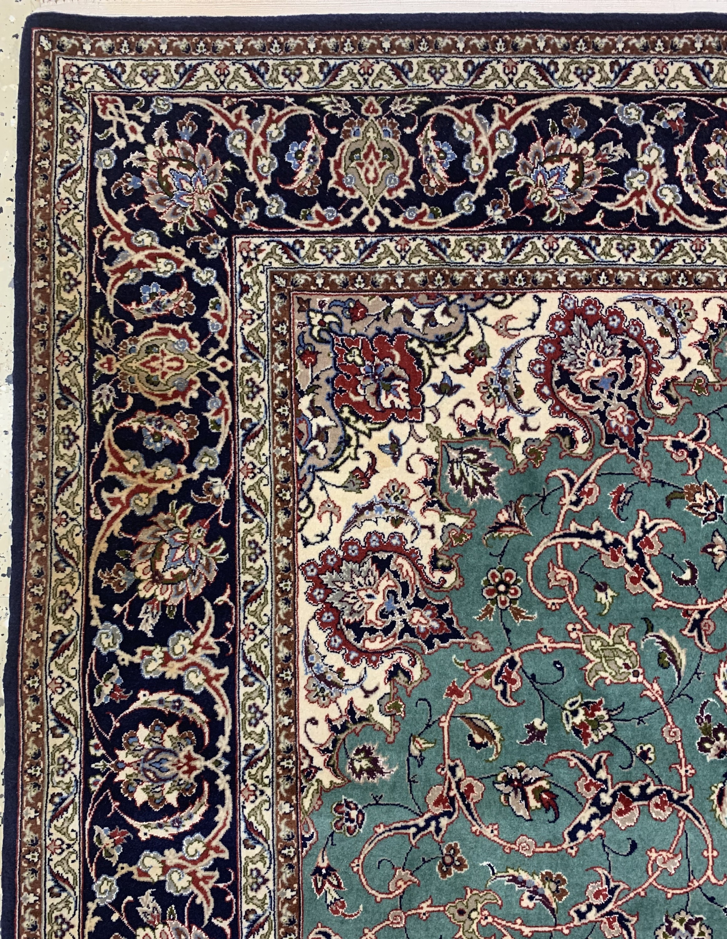 Detail c: Esfahan fein, Persien, signiert"Dawari", Ende 20.Jhd, Korkwolle mit und auf Seide, ca. 194 x 126 cm, ca. 1,0 Mio. Kn/qm, EHZ: 1-2