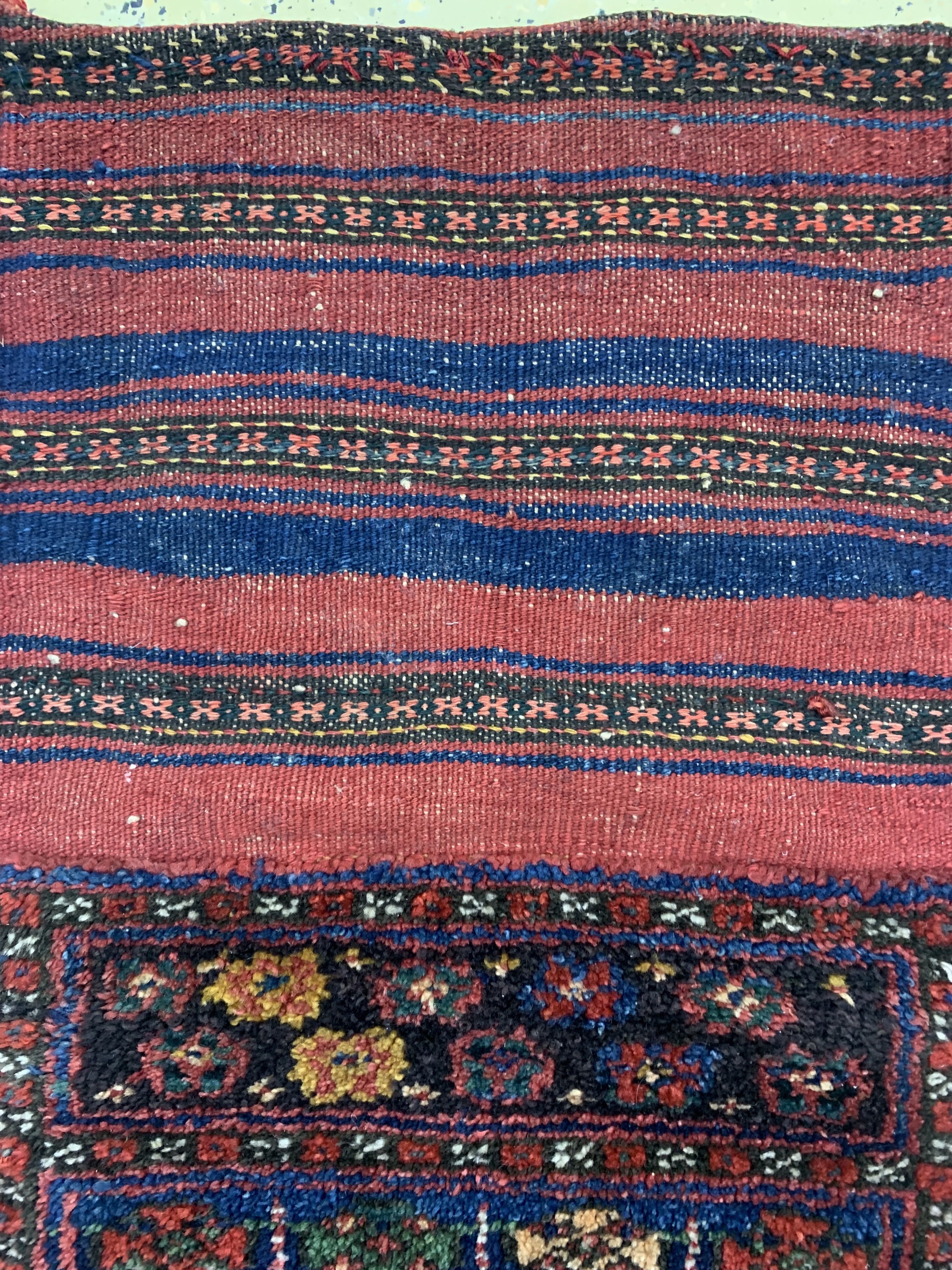 Detail b: Jaf alt, Persien, Anfang 20.Jhd, Wolle auf Wolle, ca. 87 x 47 cm, EHZ: 2