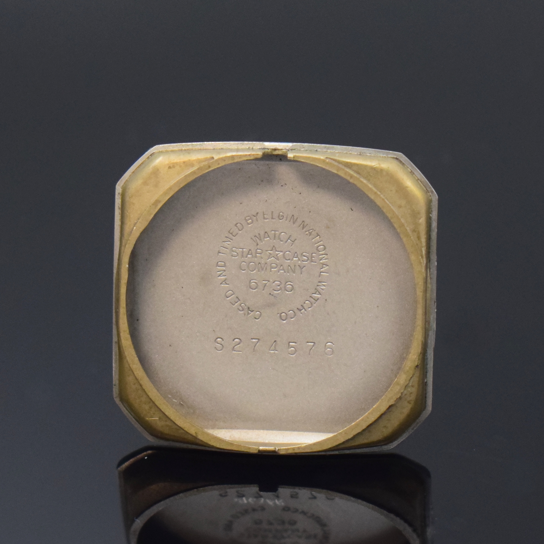 Detail h: ELGIN und HAMILTON 2 vergoldete Armbanduhren, Schweiz/USA 1945, Handaufzug, Stahlböden aufgedr., vers. Zifferblätter m. gold. Std.-Indizes u. arab. ...