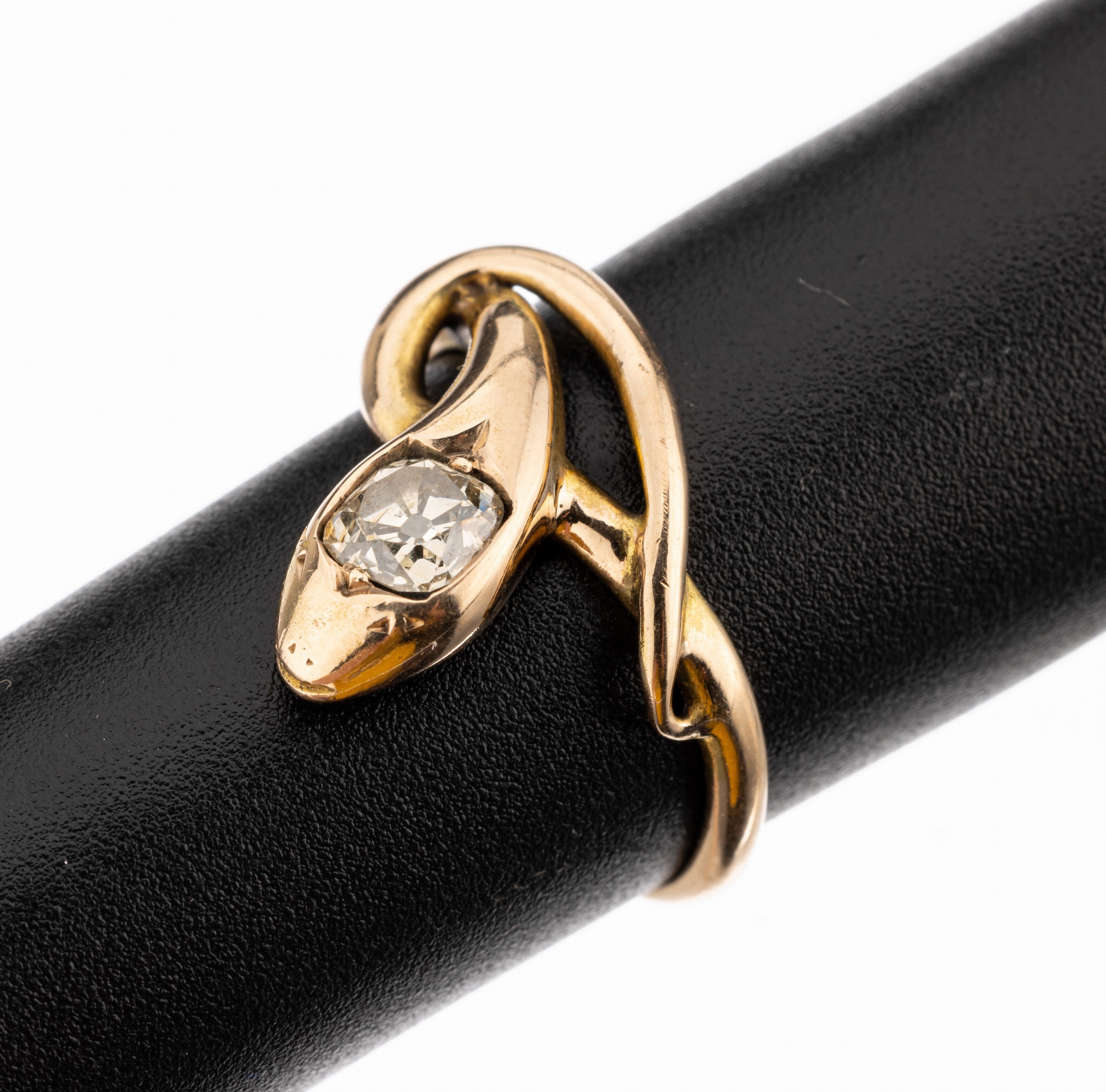 14 kt Gold Diamant-Schlangenring, um 1880, GG 585/000 gepr., Kopf mit Altschliffdiamant ca. 0.35 ct get.Weiss/si, RW 49, ca. 3.0 g