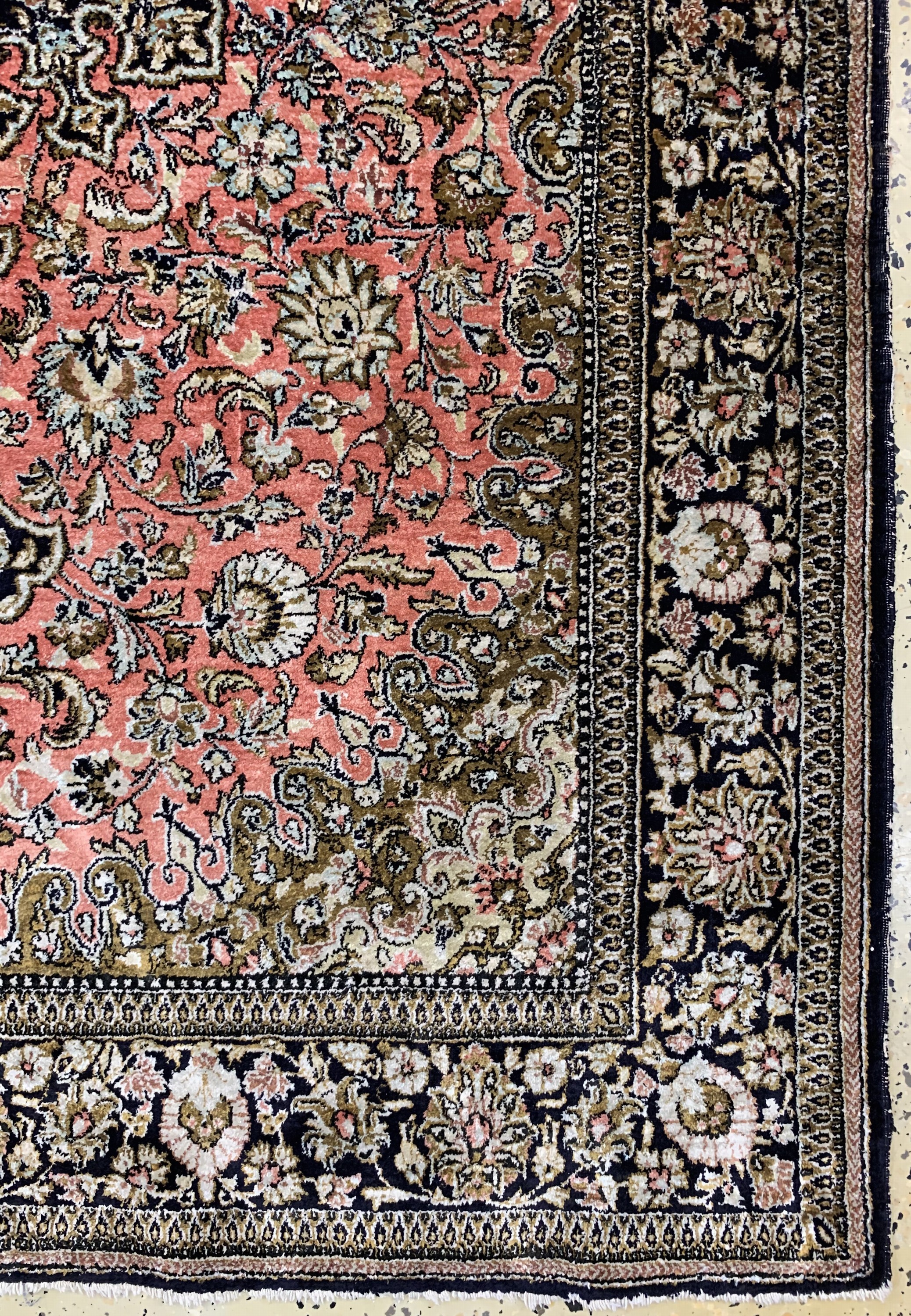 Detail a: Ghom Seide, Persien, ca. 50 Jahre, reine Naturseide, ca. 153 x 103 cm, EHZ: 3