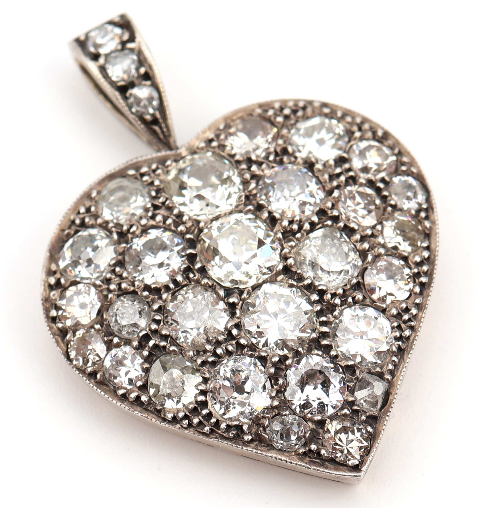 Detail a: 14 kt Gold und Silber Diamant-Herzanhänger, um1880/90 , Rahmen RoseG 585/000 gepr., Schauseite Silber, gepr., 30 Altschliffdiamanten und ...