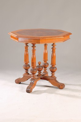 Image Octagonal side table, 18th century, walnut veneer, partly mirrored burr walnut, turned ...