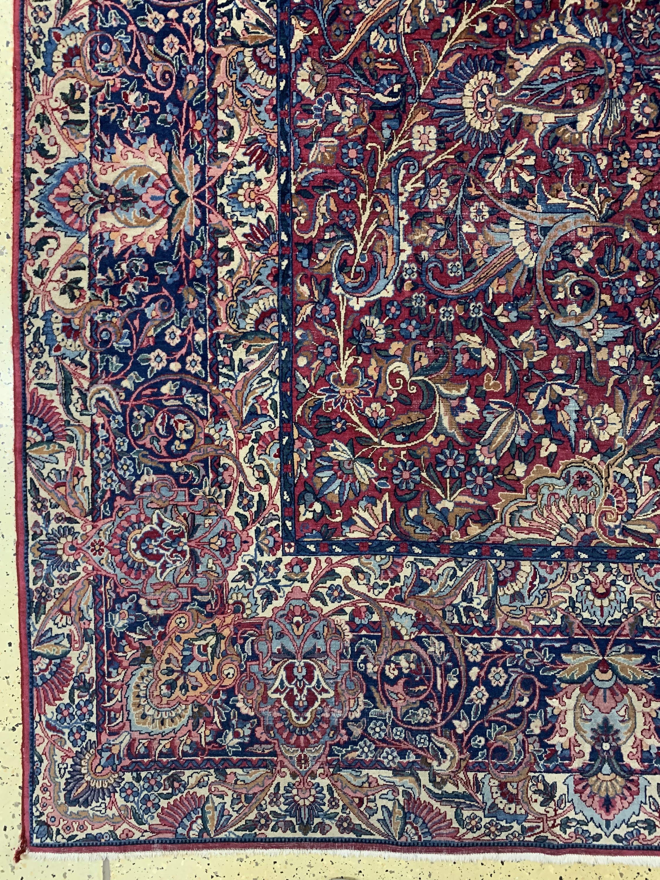 Detail b: Kerman Lawar fein, Persien, Mitte 20.Jhd, Korkwolle auf Baumwolle, ca. 448 x 298 cm, EHZ: 3