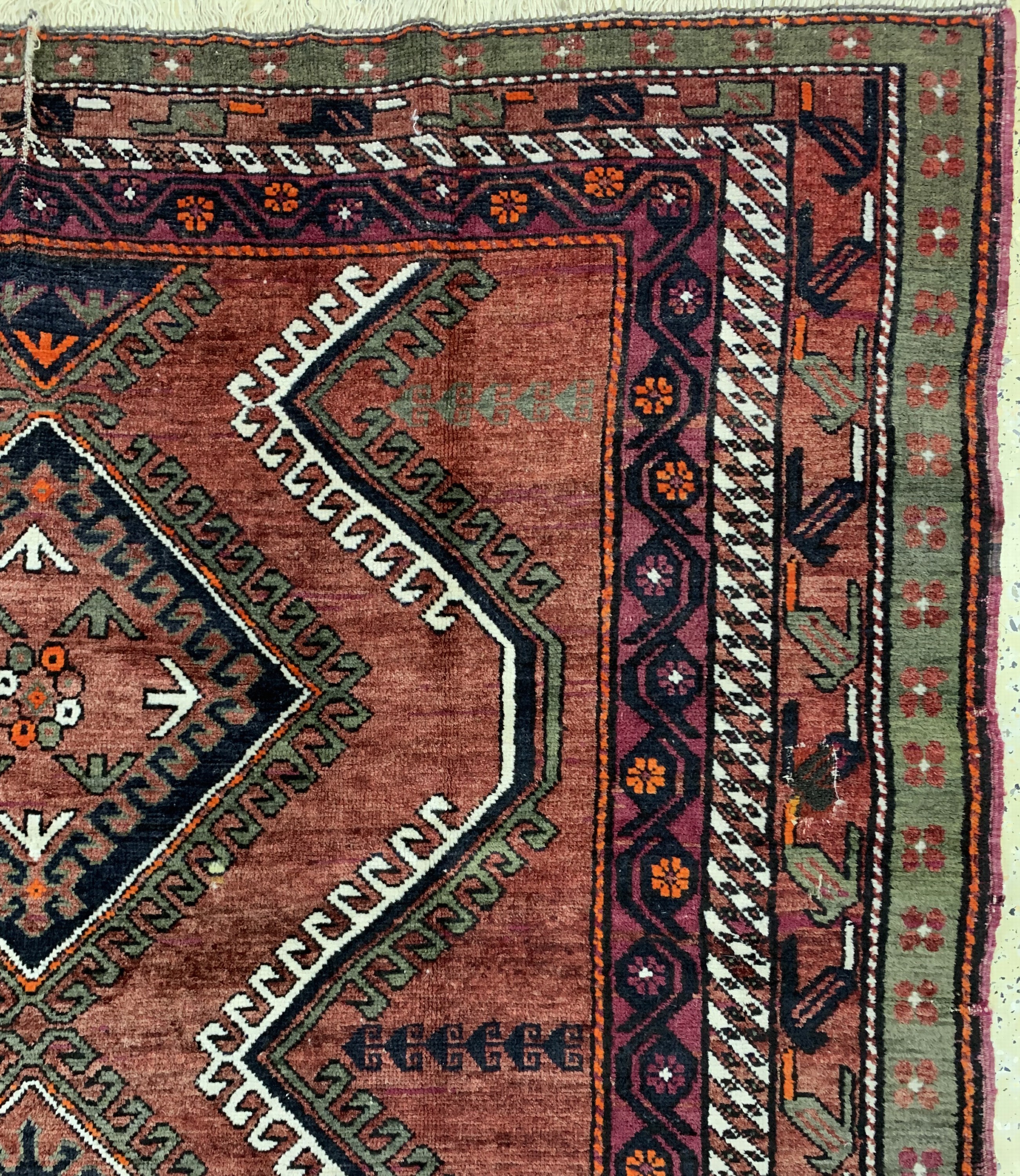 Detail e: Antiker Kazak, Kaukasus, um 1900, Wolle aufWolle, ca. 280 x 180 cm, EHZ: 4