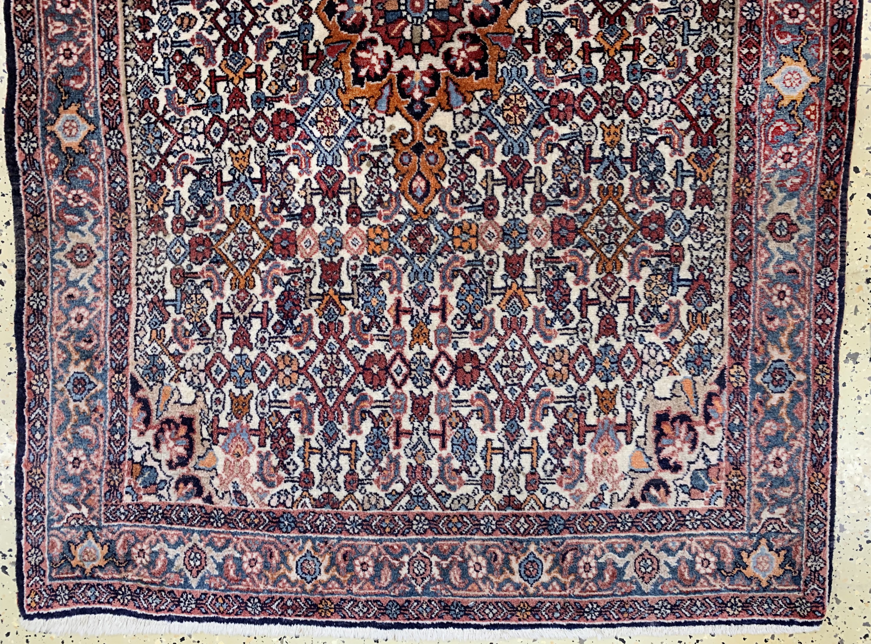 Detail b: Bidjar, Persien, Mitte 20.Jhd, Wolle auf Baumwolle, ca. 160 x 112 cm, EHZ: 2
