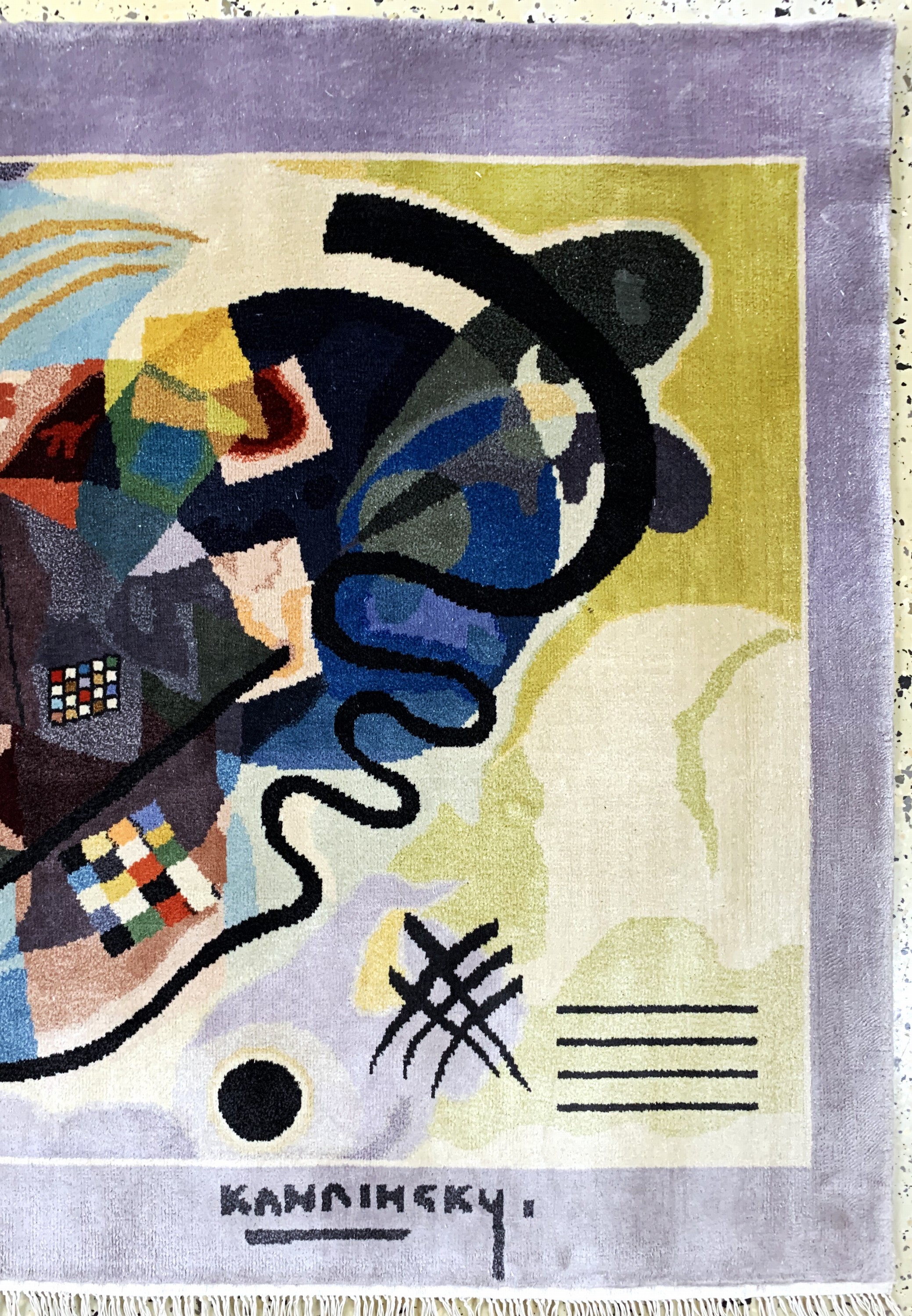 Detail a: "Kandinsky-Motiv"Seide, China, Ende 20.Jhd,reine Naturseide, ca. 95 x 152 cm, EHZ: 1-2