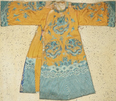 Image Seiden"Drachen"Robe antik, China, 19.Jhd, Seide-Metallstickerei, ...