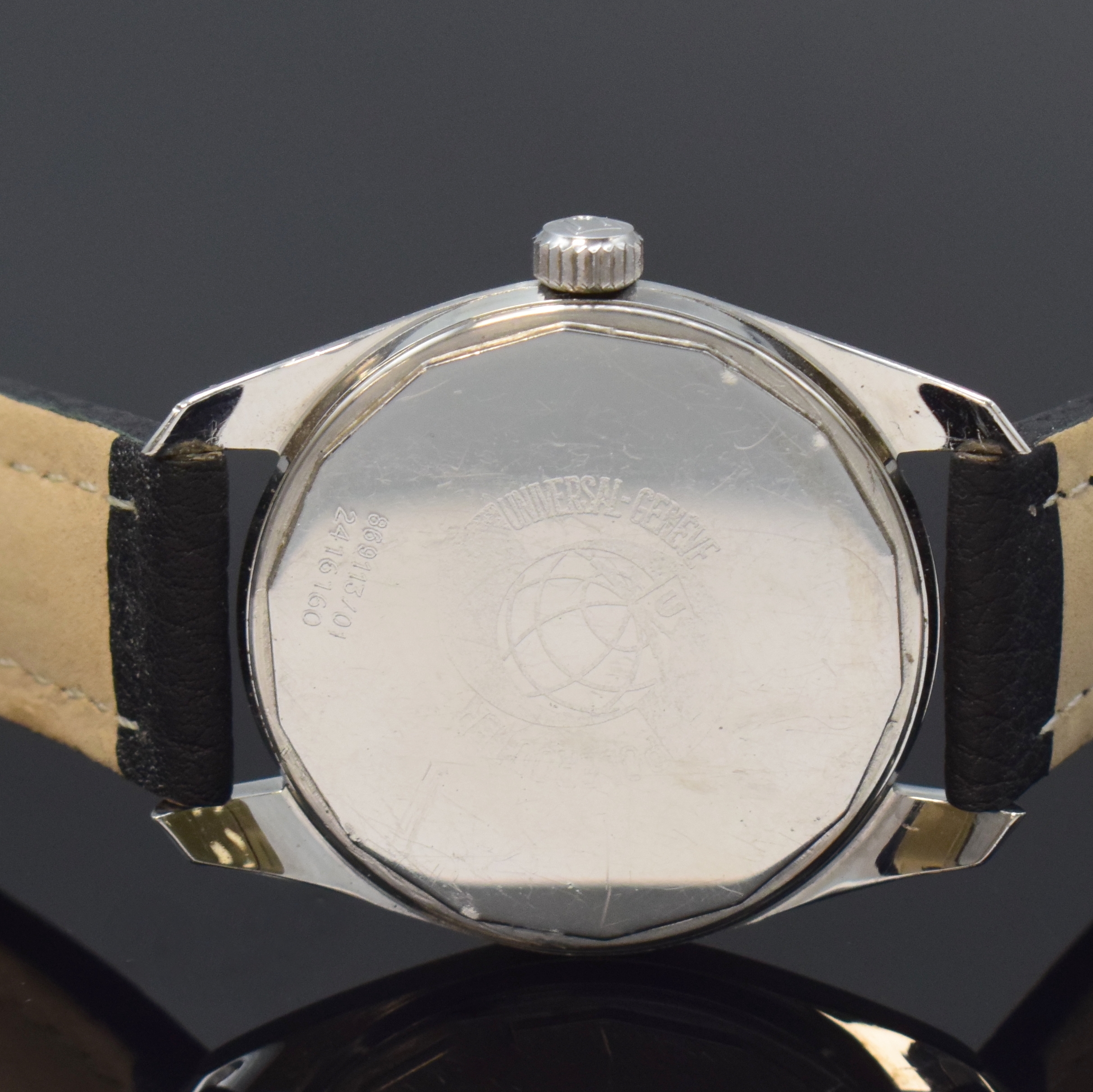 Detail c: UNIVERSAL GENEVE Polerouter Herrenarmbanduhr Referenz 869113/01, Schweiz um 1965, Automatik, Edelstahlgeh., Boden verschr., schwarzes Zifferbl. m. ...