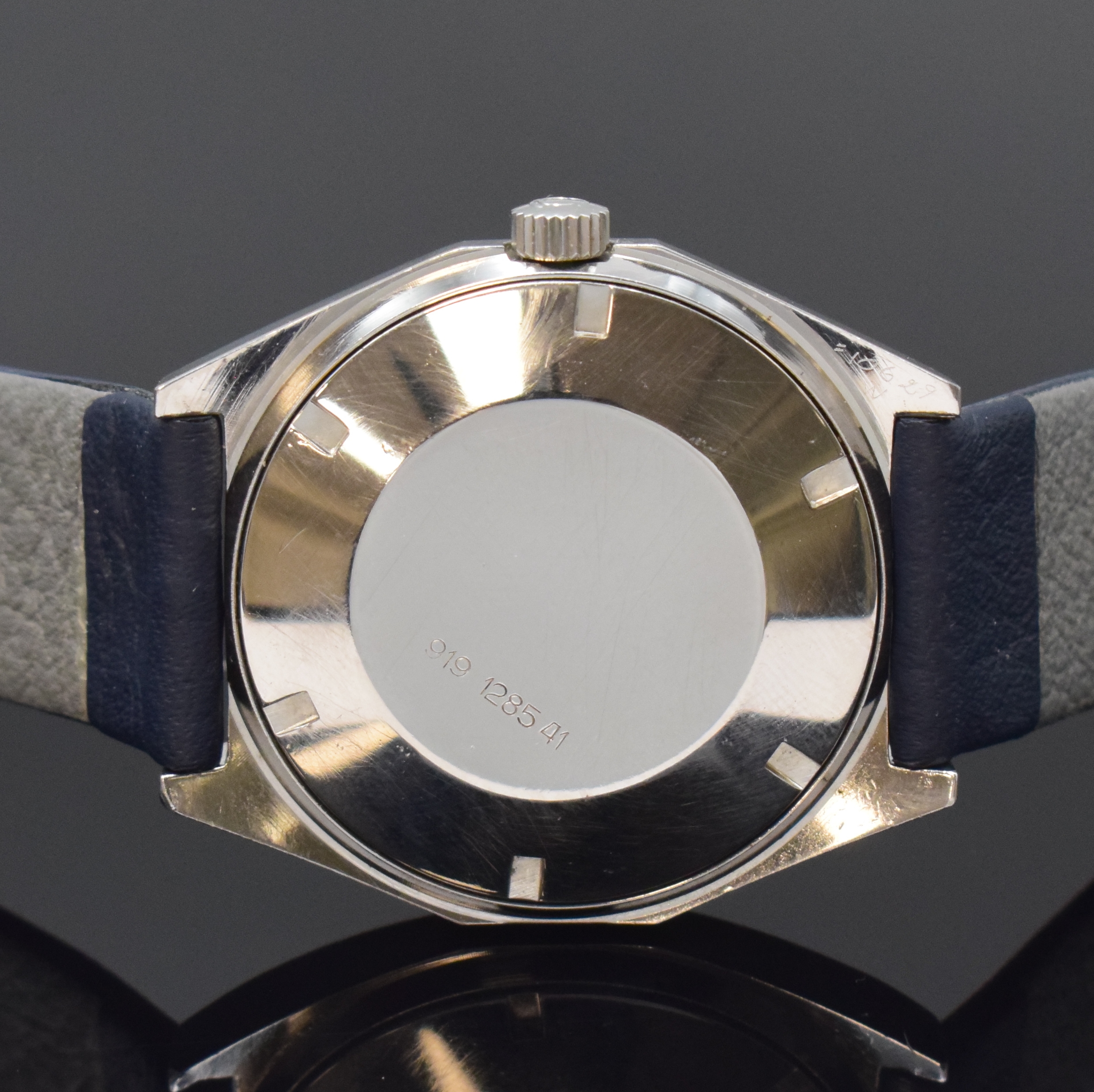 Detail c: CERTINA Argonaut 285 Herrenarmbanduhr in Stahl, Schweiz um 1970, Automatik, Boden verschr., vers. Zifferbl. m. Streifenschl., arab. Zahlen, ...