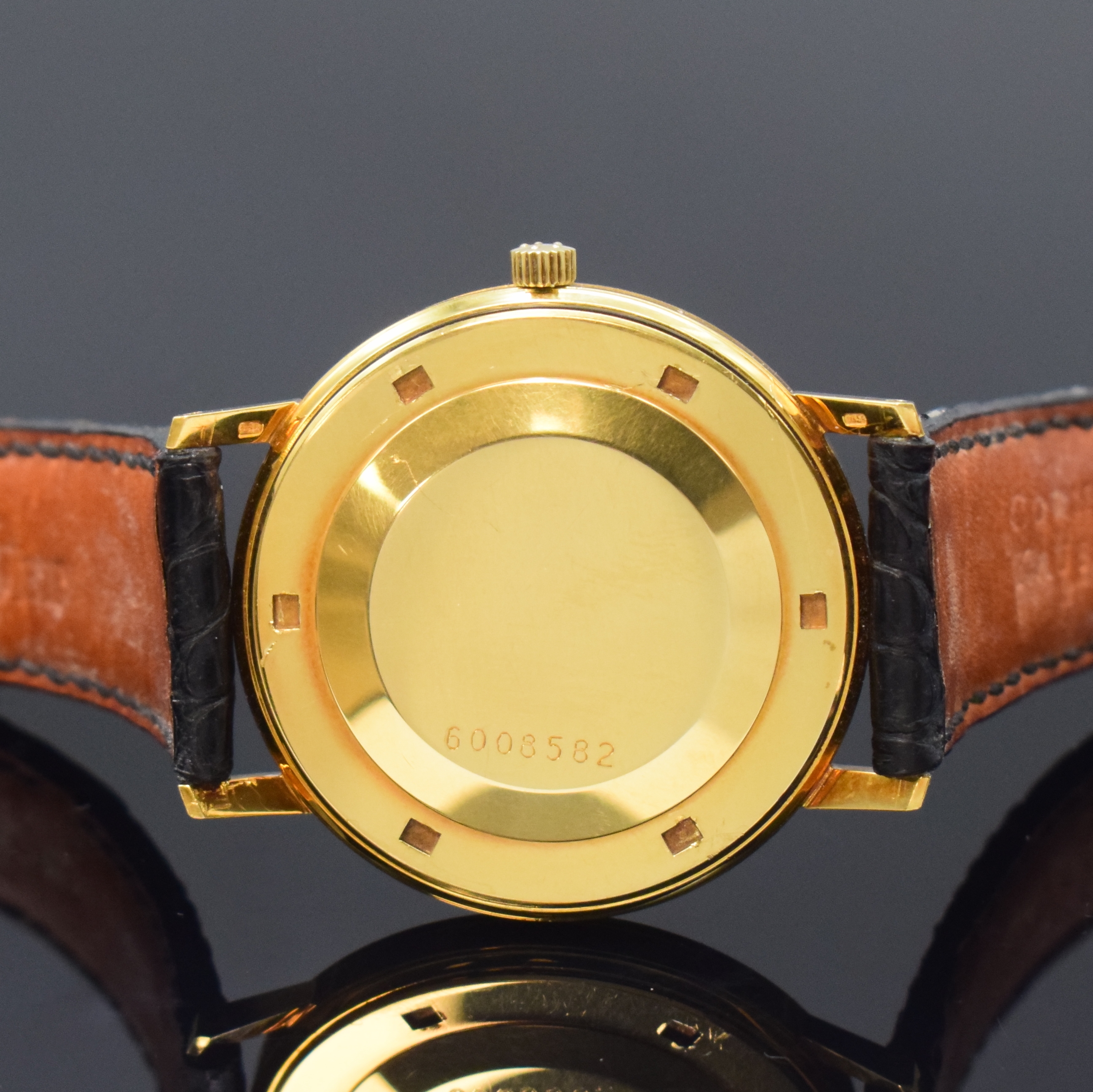 Detail d: ETERNA-MATIC 3000 Herrenarmbanduhr in GG 750/000 Referenz 746T, Schweiz um 1965, Automatik, Boden verschr., neutr. Lederband mit orig. verg. ...