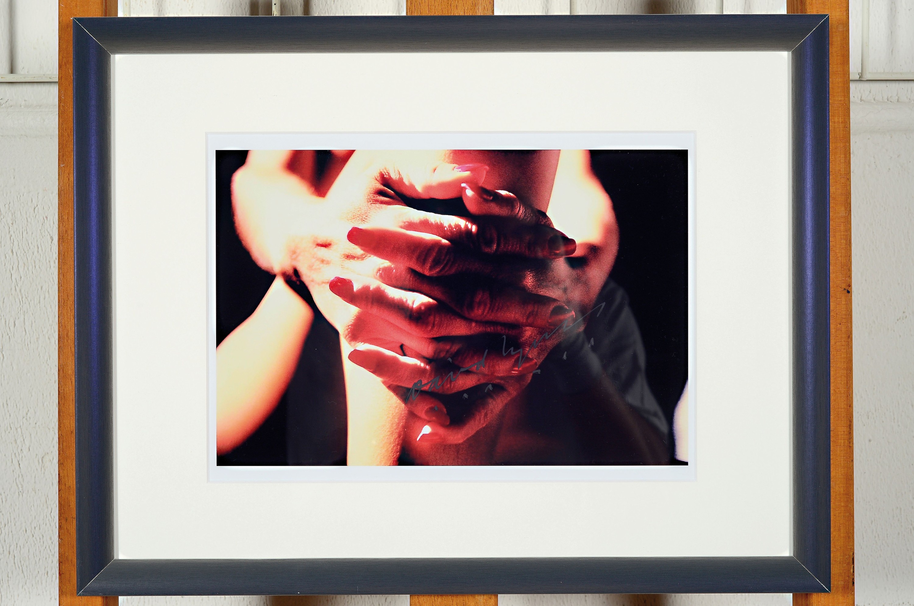 Detail k: David Lynch, geb. 1946, "Photo 010", Digitaldruck auf Photopapier, mit Silberstift handsign., unter Plexiglas gerahmt, gesamt ca. 33x43 cm