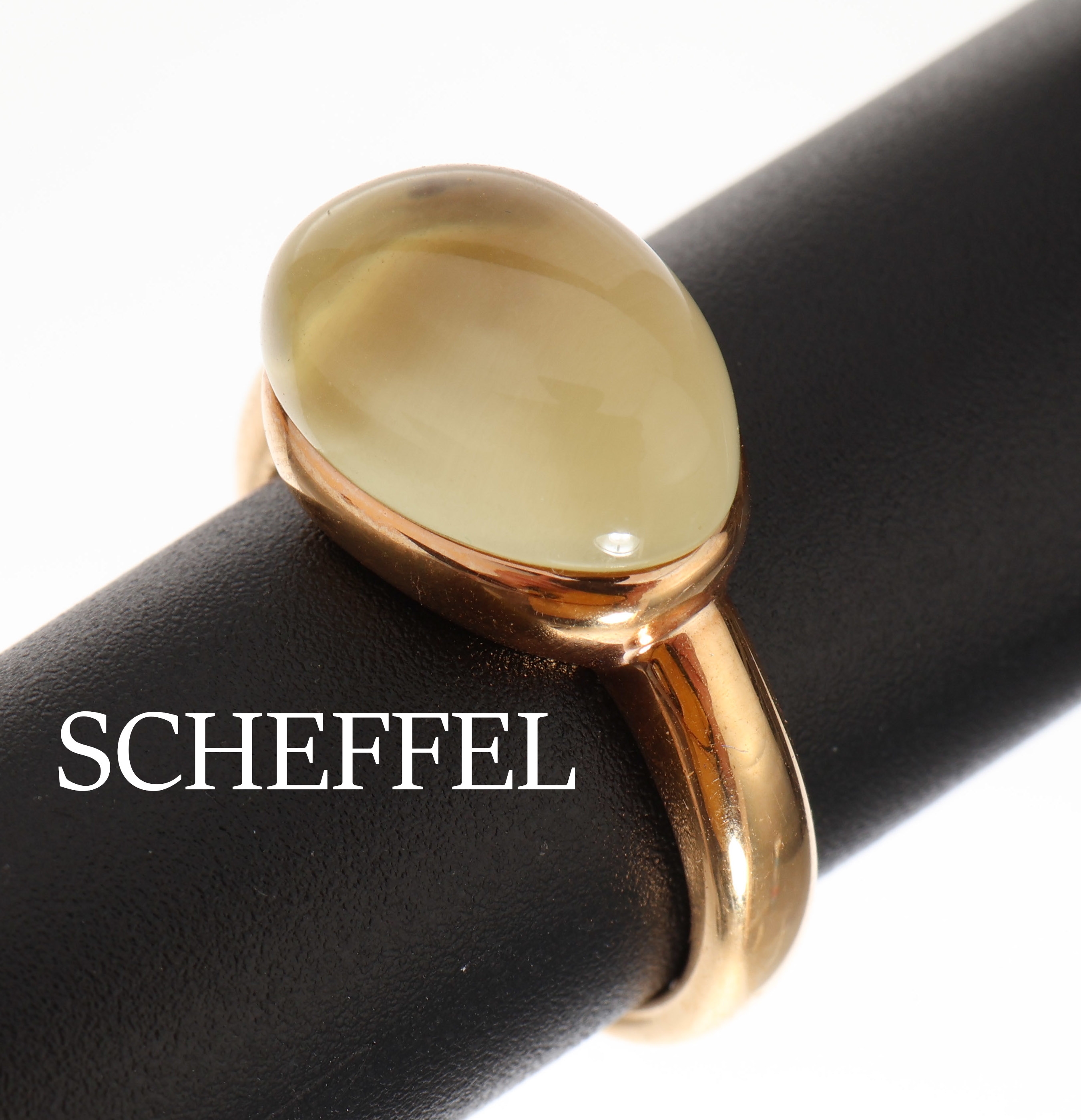 18 kt Gold SCHEFFEL Lemonquarz-Ring, GG 750/000, unrunder Lemonquarzcabochon ca. 5.0 ct, schöne Farbe, RW 56, ca. 10.2 g