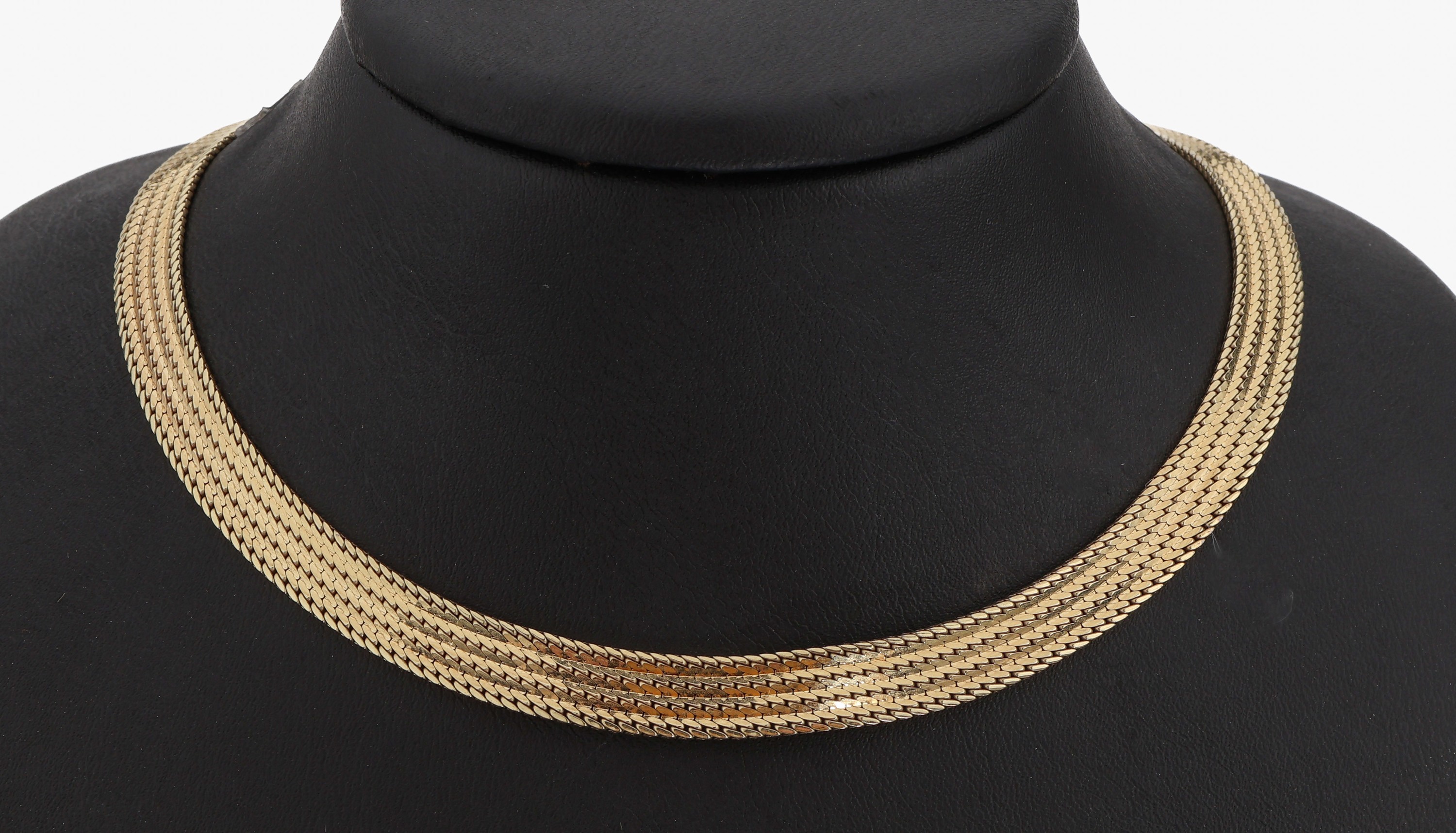 14 kt Gold Collier, GG 585/000, B. ca. 7.8 mm, L. ca. 47.5 cm, Kastenschloss mit 2 Sicherheitsachten, ca. 43.9 g