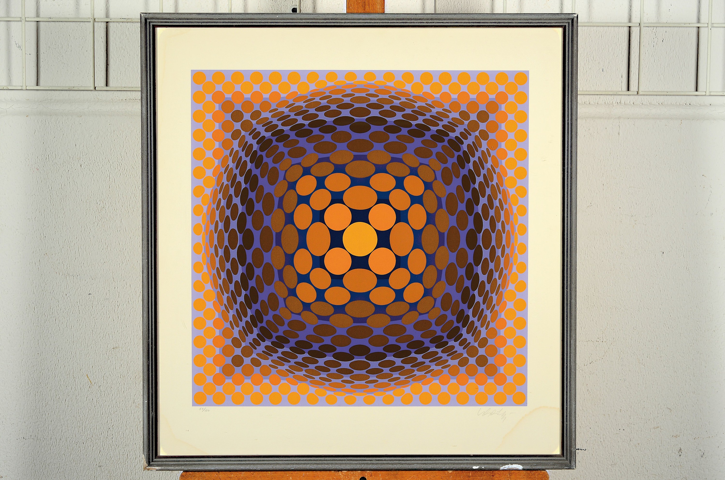 Detail k: Victor Vasarely, 1908-1997, Farbserigraphie,Ed. 57/250, handsigniert, Wasserschaden (rechte und linke untere Ecke), unter Glas gerahmt, 61x58 cm