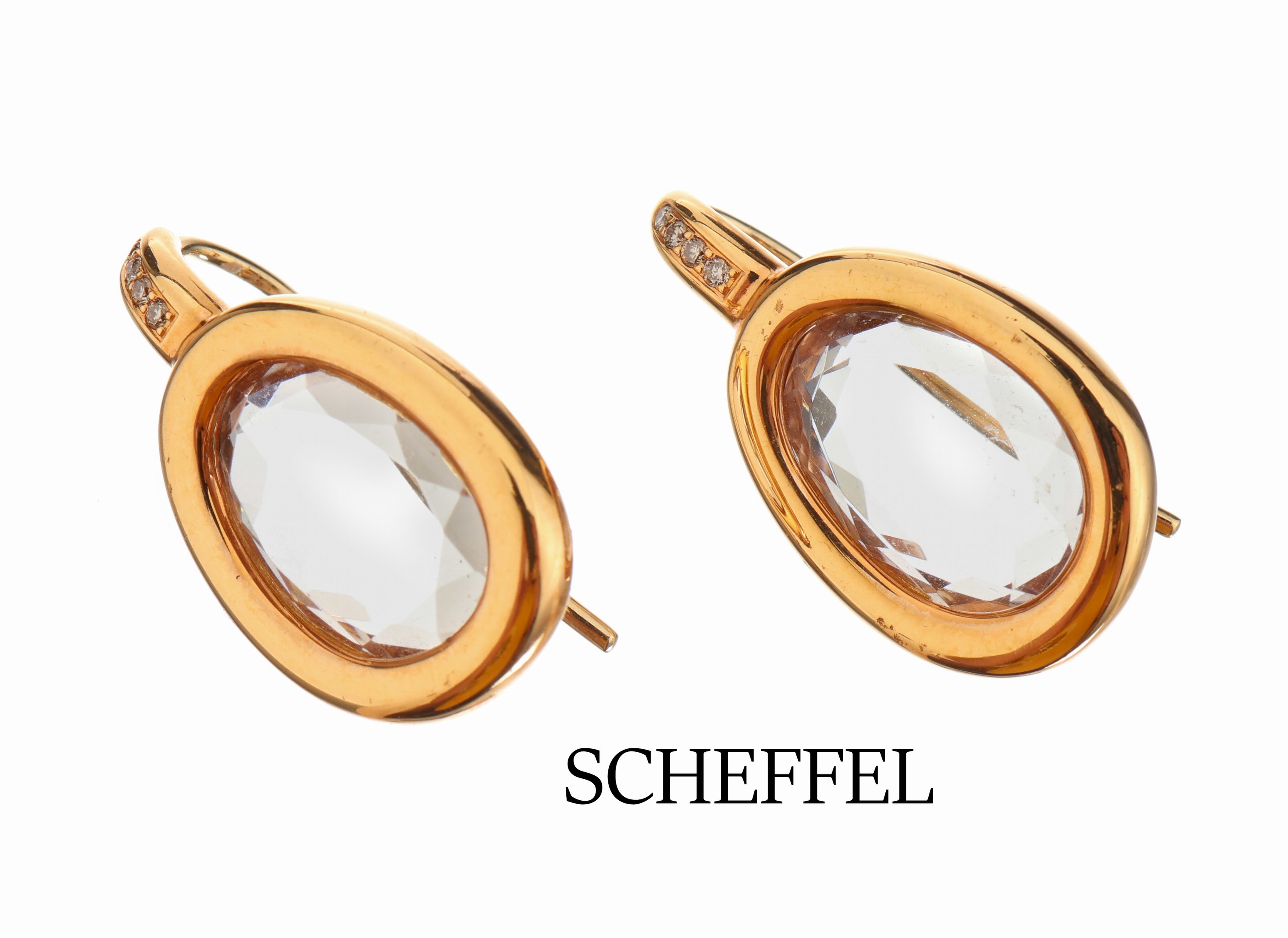 Paar 18 kt Gold SCHEFFEL Amethyst-Brillant -Ohrhänger, GG 750/000, 2 ovalfacett. Amethyste zus. ca. 10.19 ct, 8 Brillanten zus.ca. 0.05 ct nat. ...