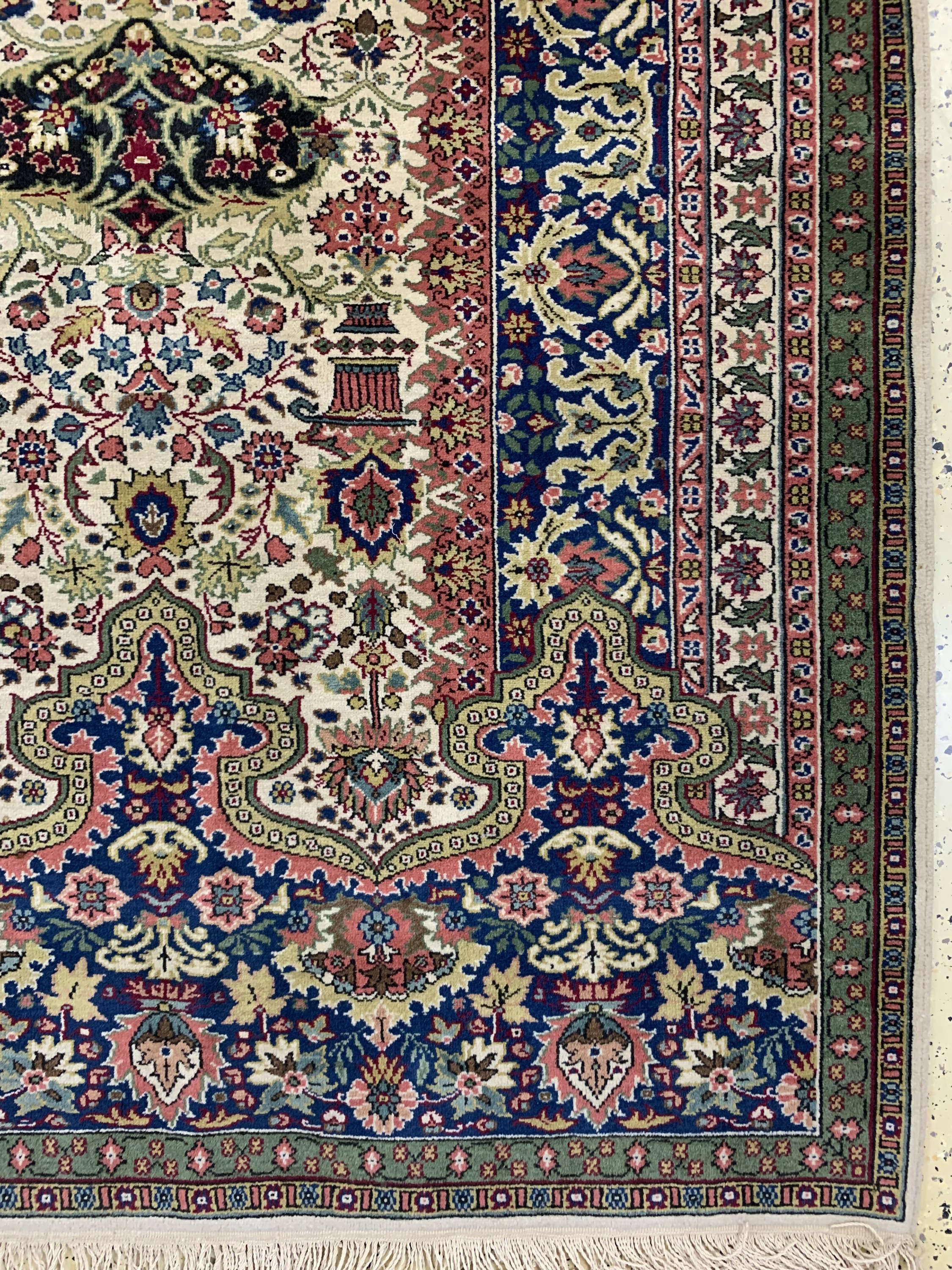 Detail a: Sivas alt, Türkei , Mitte 20.Jhd, Wolle aufBaumwolle, ca. 296 x 210 cm, EHZ: 2