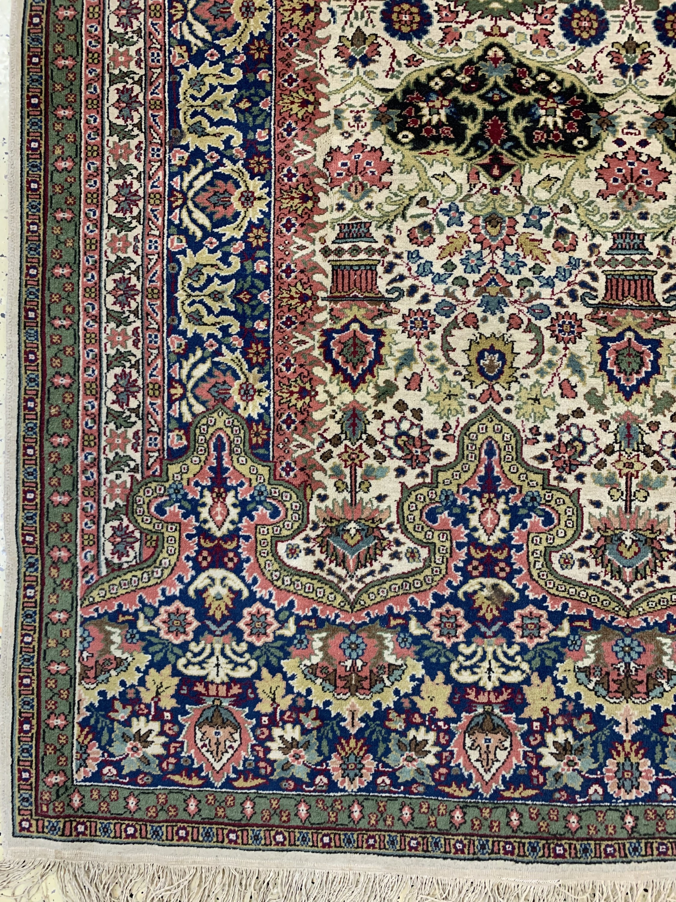 Detail b: Sivas alt, Türkei , Mitte 20.Jhd, Wolle aufBaumwolle, ca. 296 x 210 cm, EHZ: 2