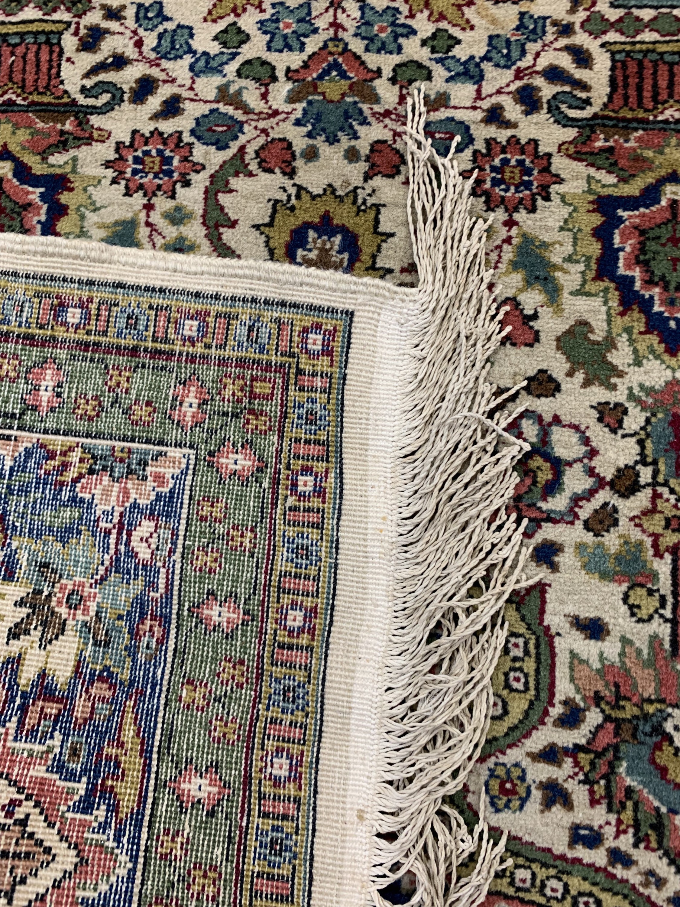 Detail f: Sivas alt, Türkei , Mitte 20.Jhd, Wolle aufBaumwolle, ca. 296 x 210 cm, EHZ: 2