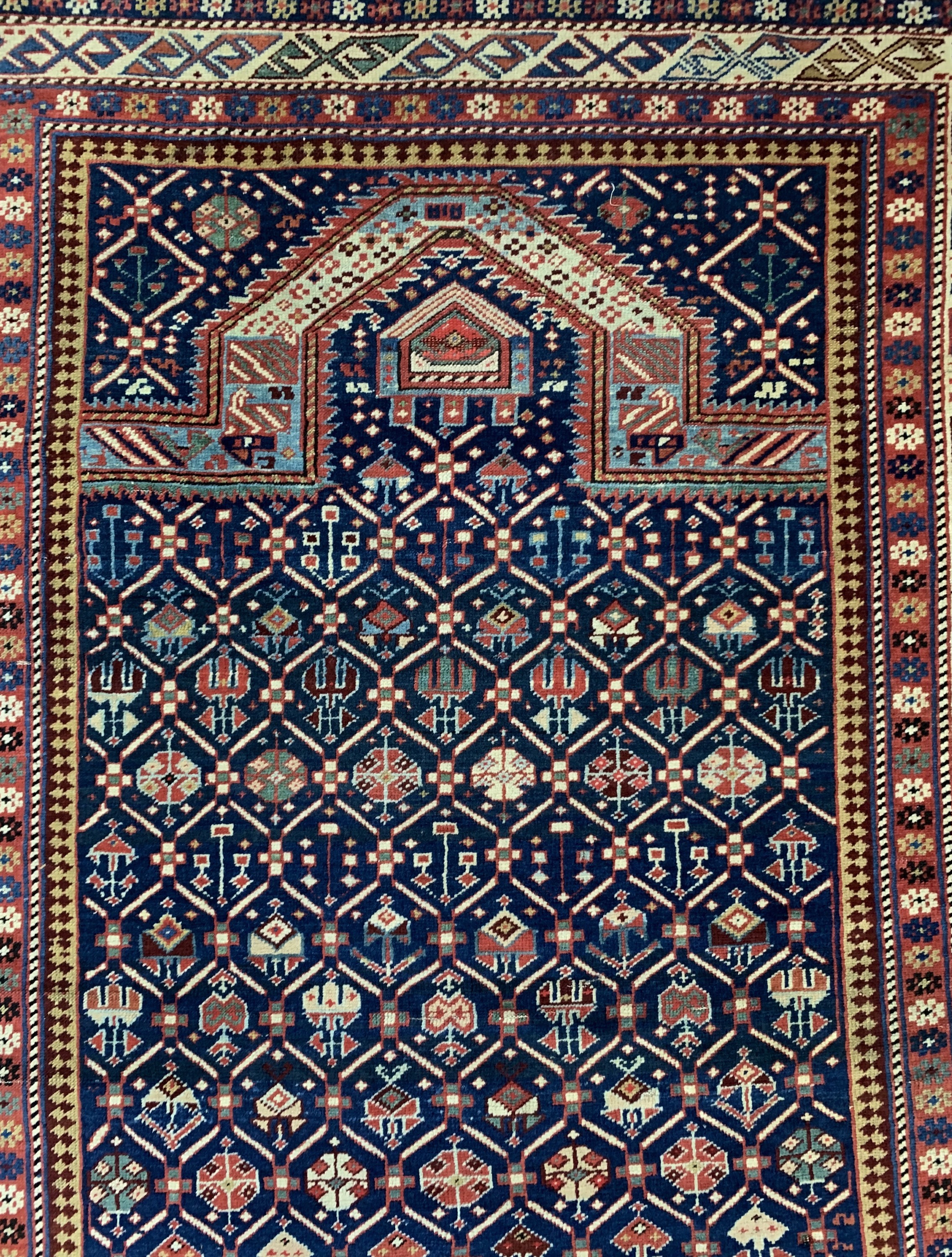 Detail c: Schirwan"Gebetsteppich", Kaukasus, 19.Jhd, Wolle auf Wolle mit Seiden Highlights, ca. 159x 103 cm, EHZ: 2-3(restauriert).