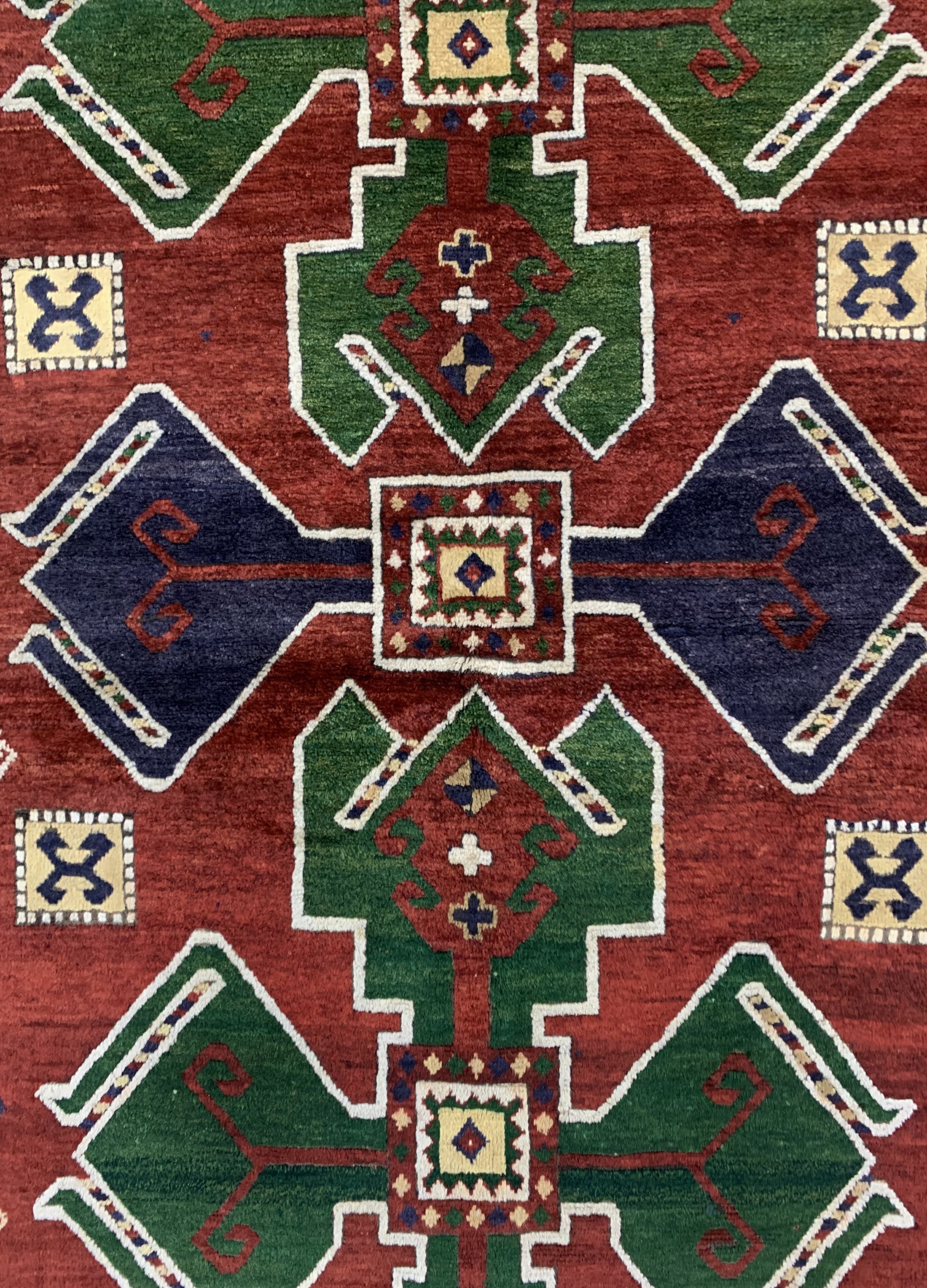 Detail c: Armenischer Kazak, Kaukasus, datiert 1947 , Wolle auf Wolle, ca. 258 x 158 cm, EHZ: 2
