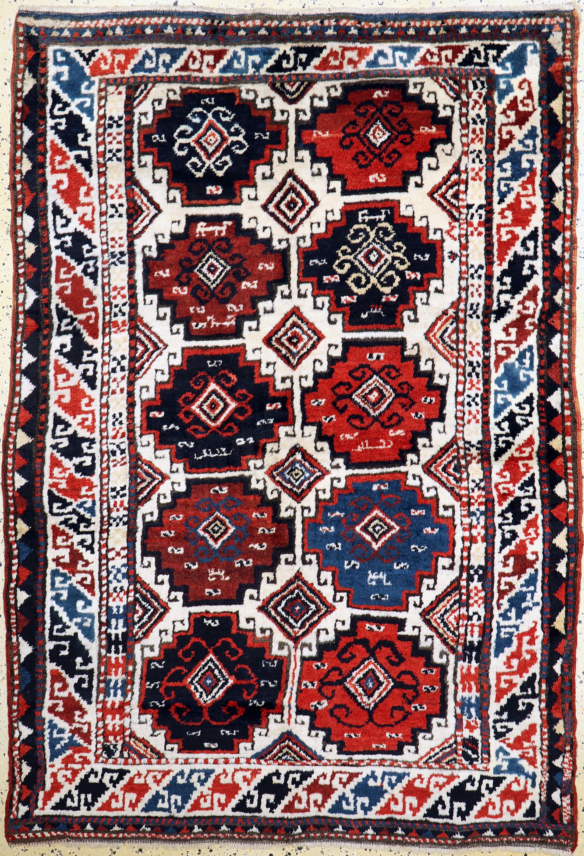 "Memling-Gül"Kazak antik, Kaukasus, 19.Jhd,Wolle auf Wolle, ca. 190 x 134 cm, EHZ: 2