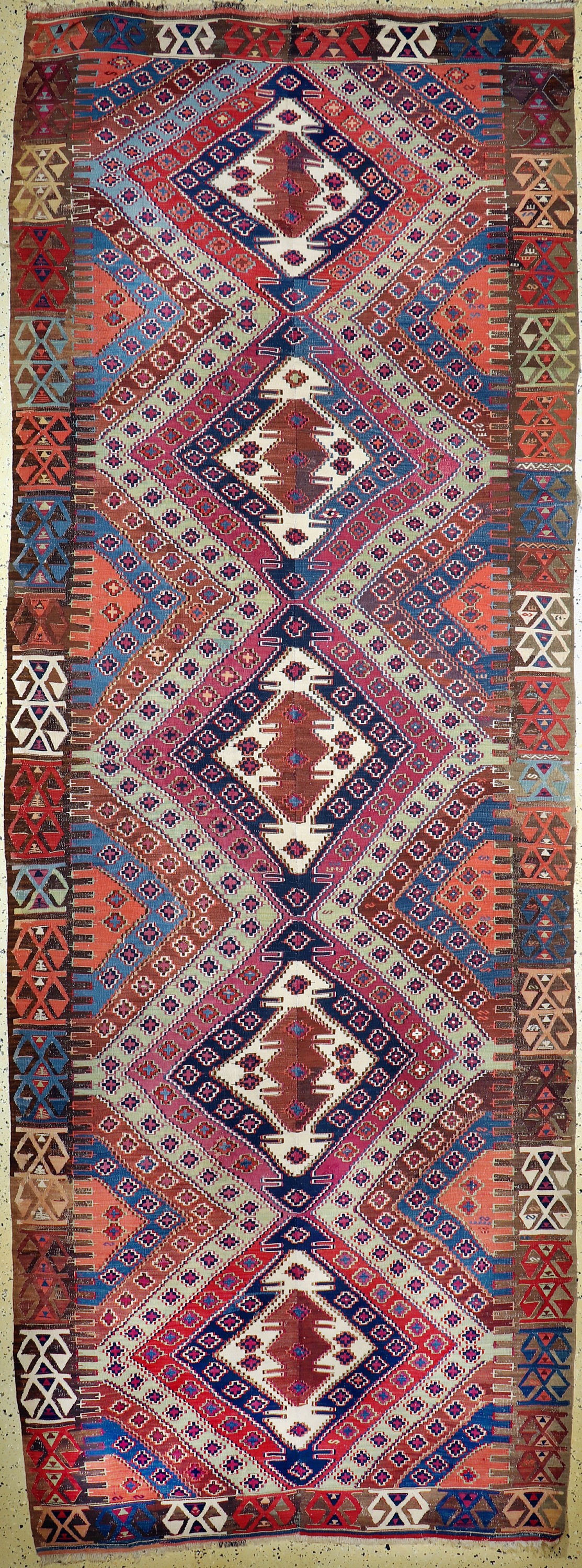 Anatol-Kelim antik(2 Bahnig), Türkei, 19.Jhd, Wolle auf Wolle, ca. 400 x 146 cm, EHZ: 2(restauriert).