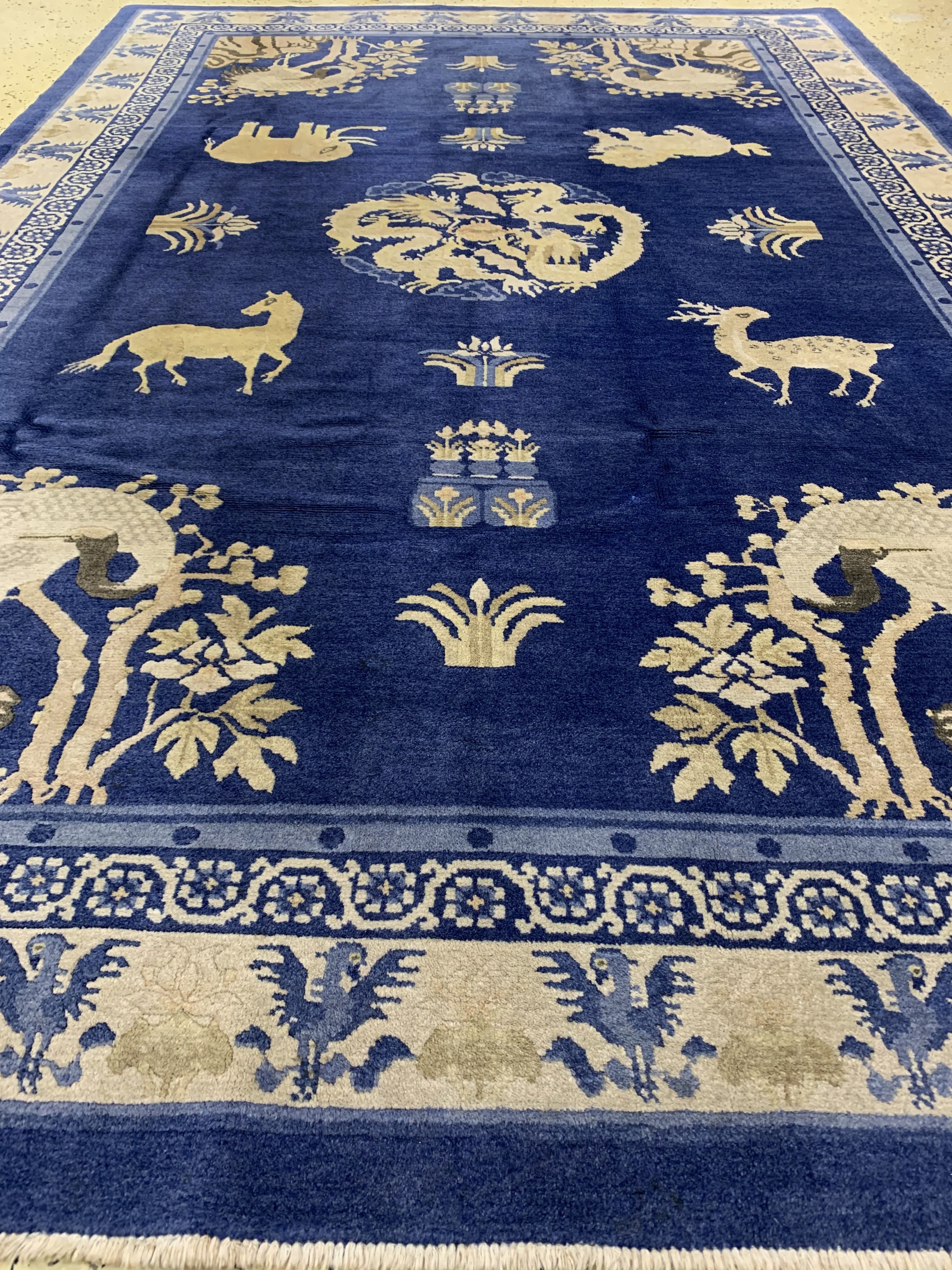 Detail d: Antiker Peking, China, 19.Jhd, Wolle auf Baumwolle, ca. 265 x 177 cm, EHZ: 2