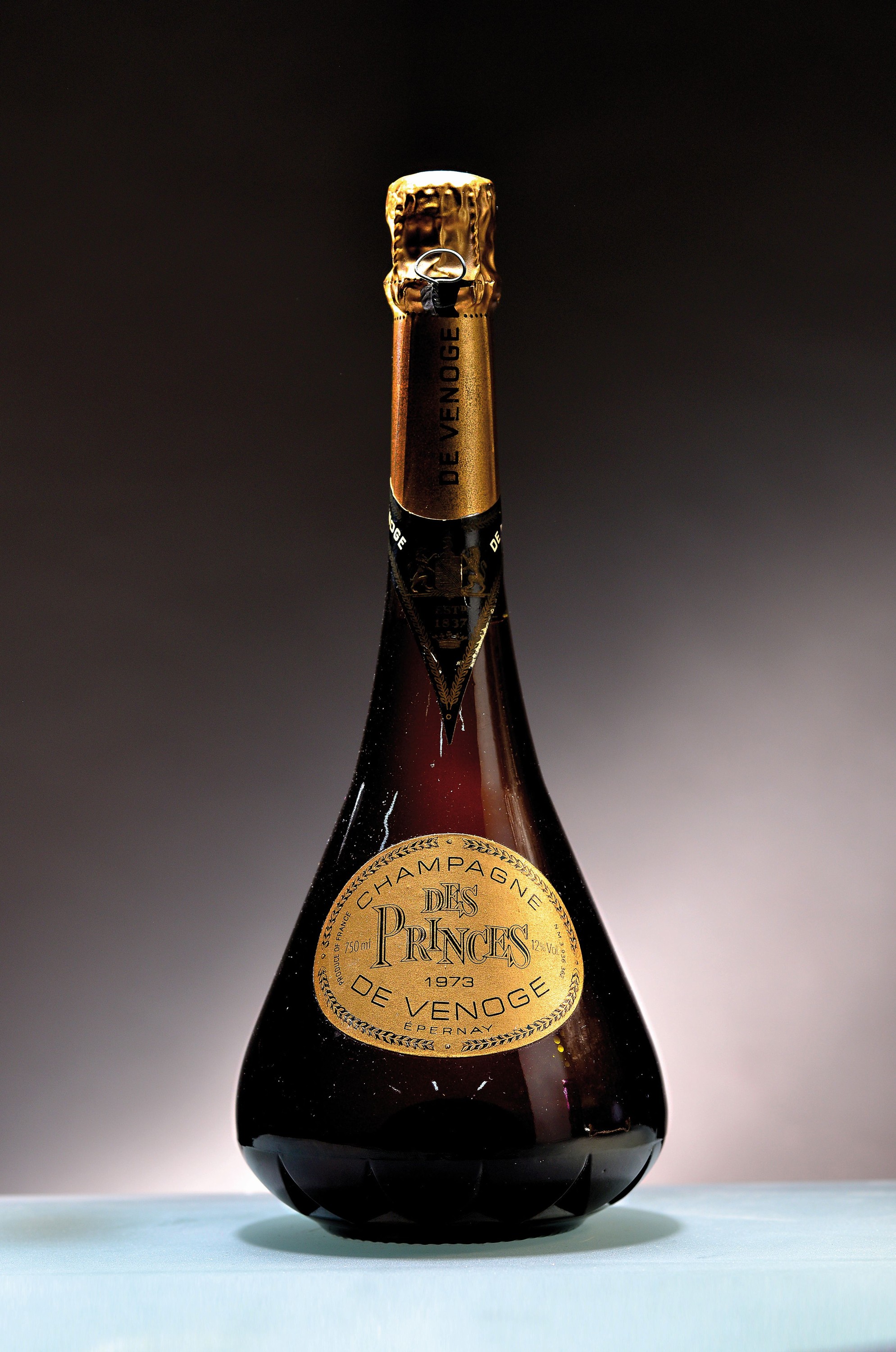 1 Flasche 1973 De Venoge des Princes, Epernay, Champagne, ca. 750 ml, 12% Vol.,