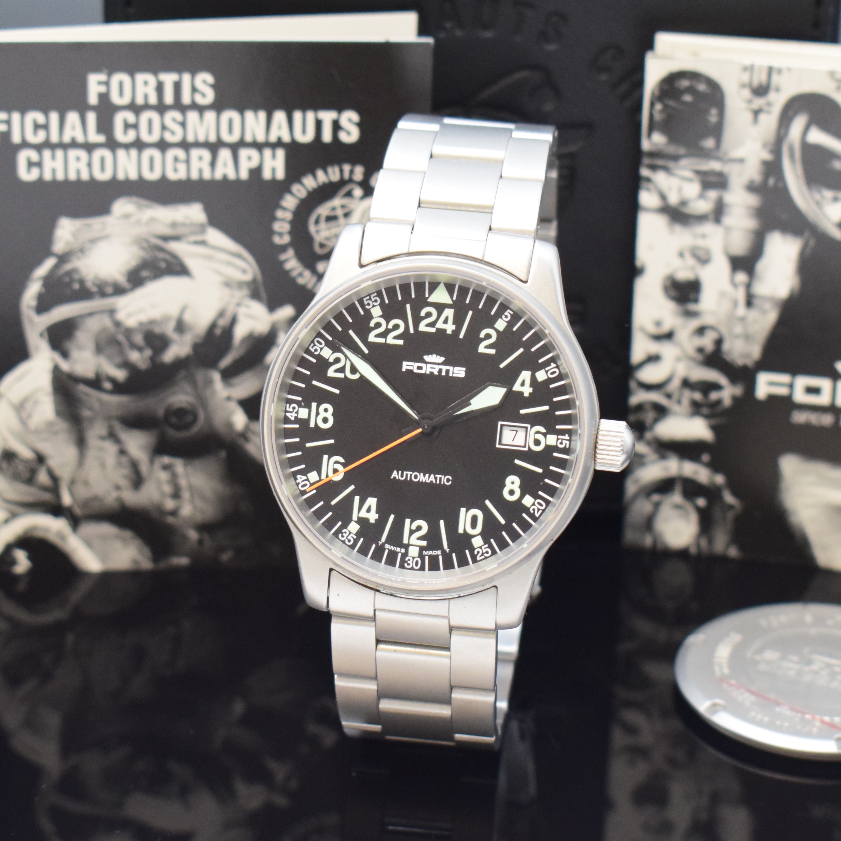 FORTIS Herrenarmbanduhr mit 24 Stunden-Anzeige in Stahl Referenz 586.10.148, Schweiz verk. lt. beil. Pap. 04/2002, Automatik, beids. vergl. Geh. ...