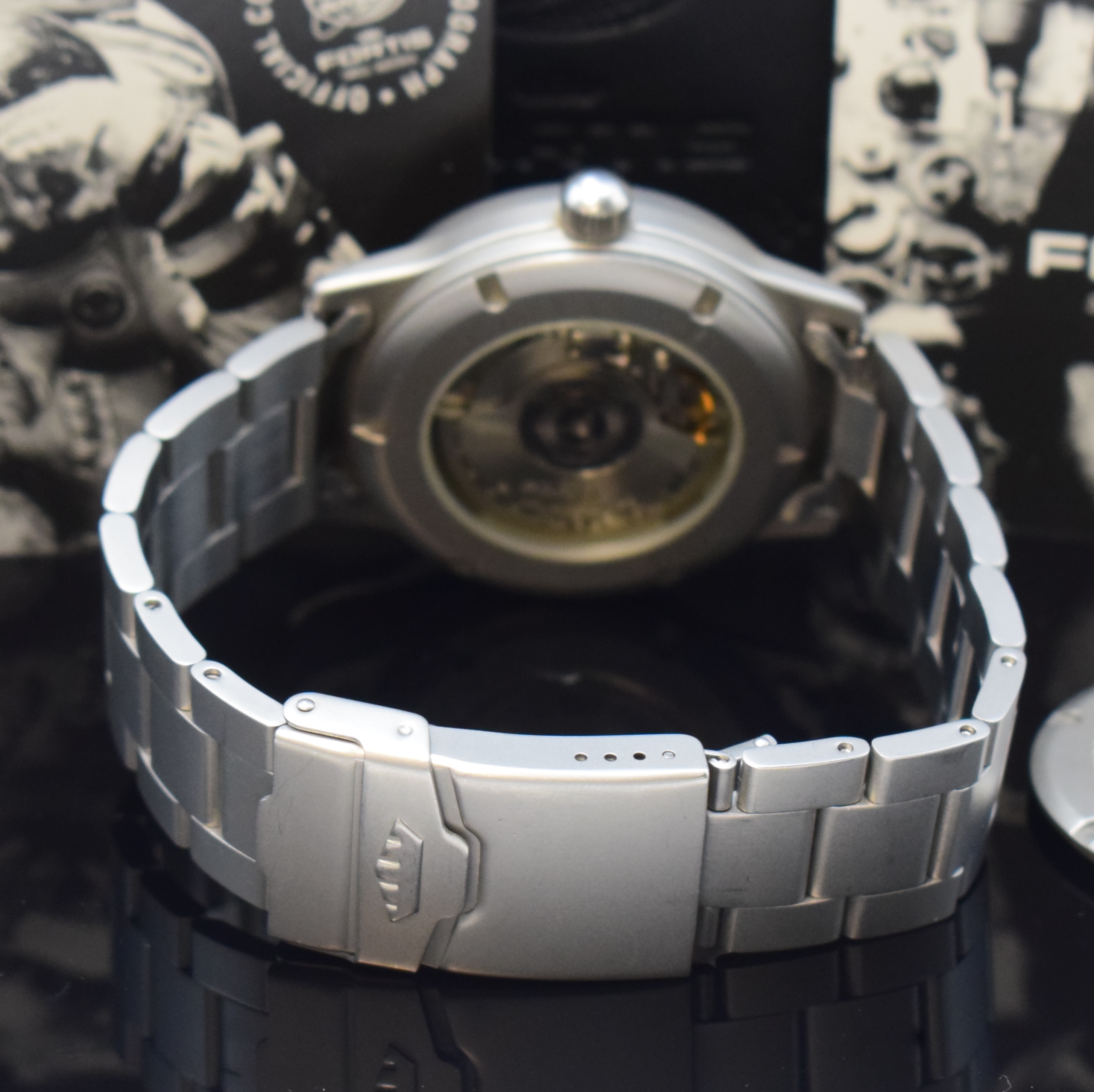 Detail b: FORTIS Herrenarmbanduhr mit 24 Stunden-Anzeige in Stahl Referenz 586.10.148, Schweiz verk. lt. beil. Pap. 04/2002, Automatik, beids. vergl. Geh. ...