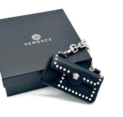 Image 26806172e - VERSACE