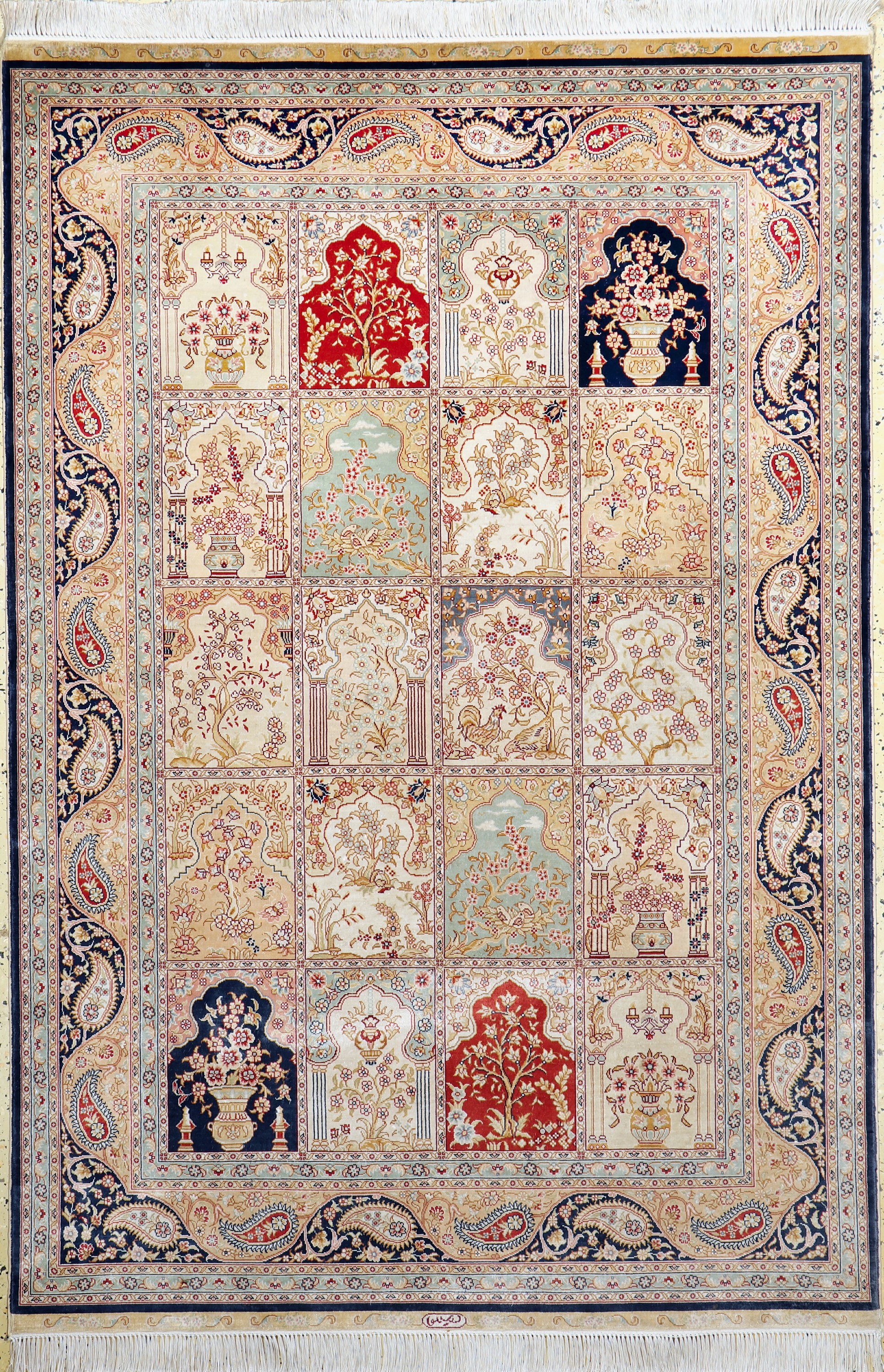 Hereke Seide fein, China, Ende 20.Jhd, reine Naturseide, ca. 183 x 122 cm, EHZ: 2