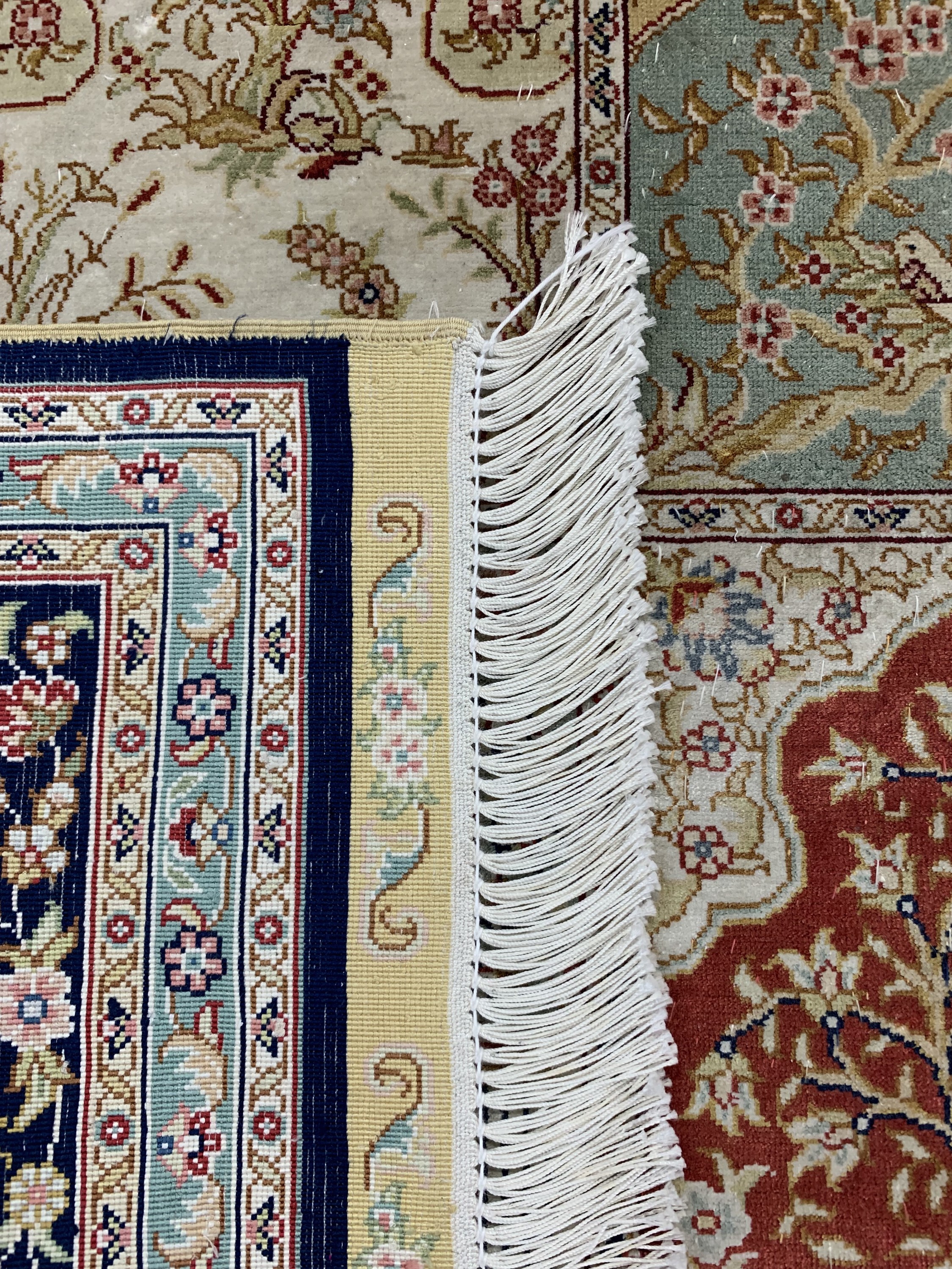 Detail f: Hereke Seide fein, China, Ende 20.Jhd, reine Naturseide, ca. 183 x 122 cm, EHZ: 2